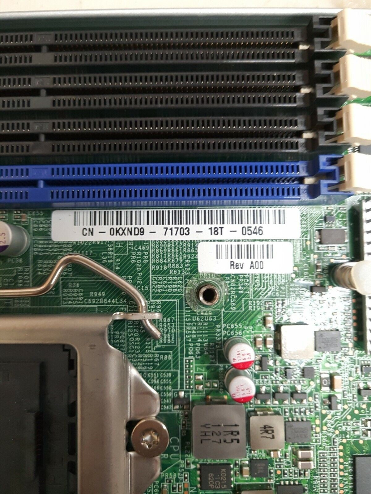 - (GRADE A) Dell  KXND9 PowerEdge C5220 Micro Server Socket LGA1155 