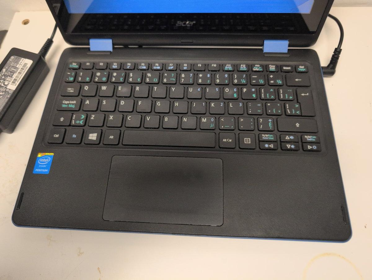 🎸 Acer Aspire R3-131T 11.6" Touchscreen Laptop N3700 CPU /4GB/500GB/NO OS(Read)