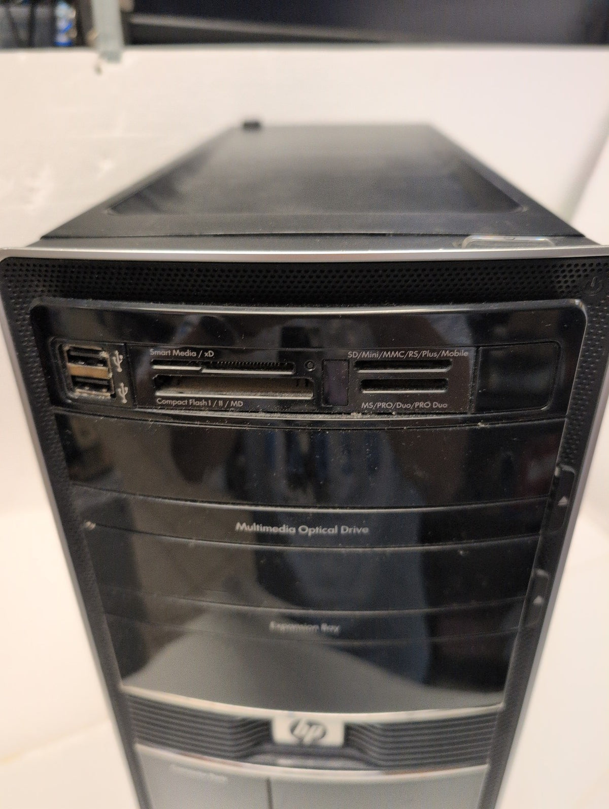 🎸 HP Pavilion Elite HPE-500f Desktop AMD Phenom II X6 1045T 8GB 80GB HDD WinXP