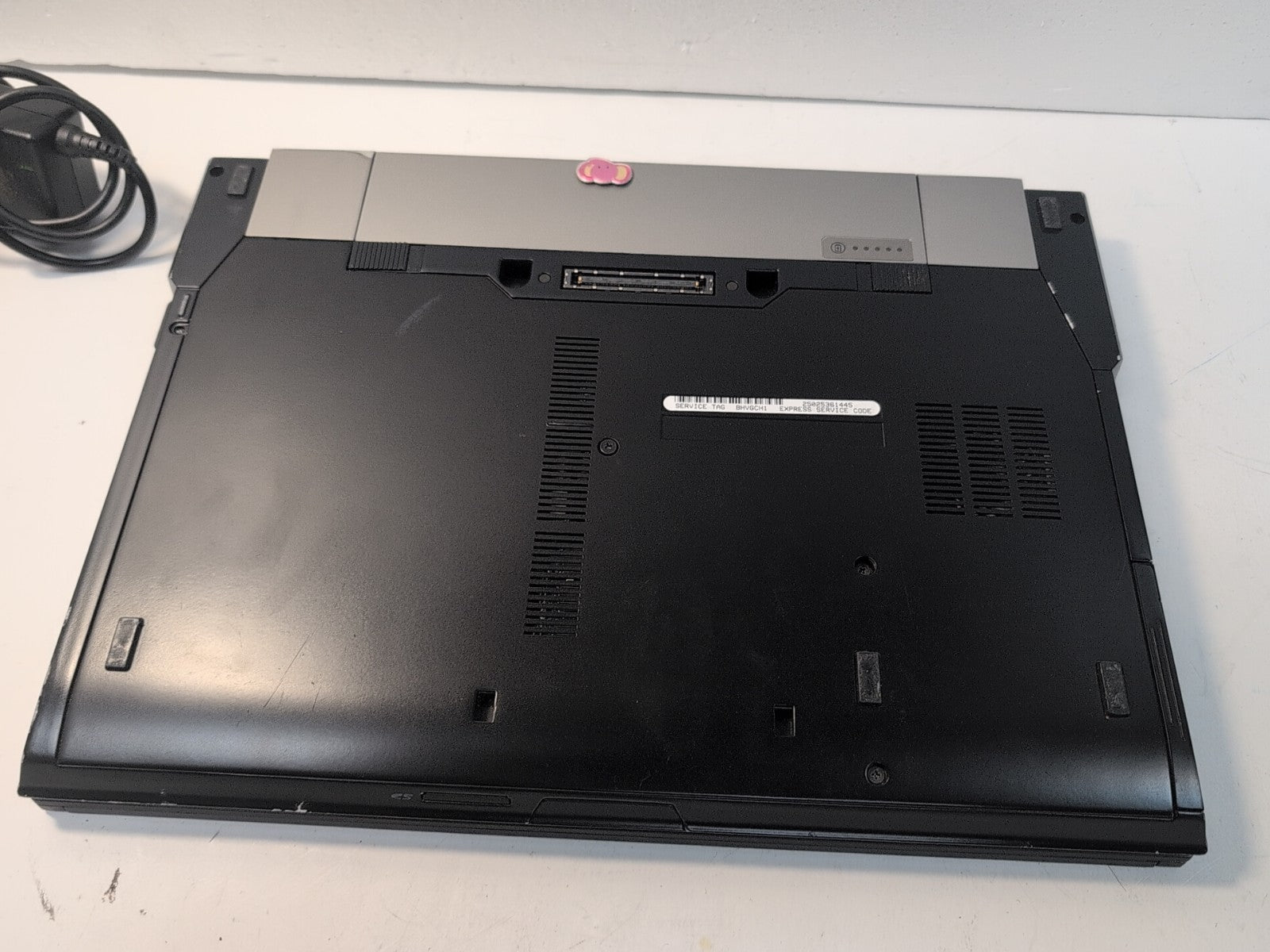  Dell Latitude E6400 14" Laptop C2D P8400/4GB/320GB HDD/WIN XP/Working Battery -