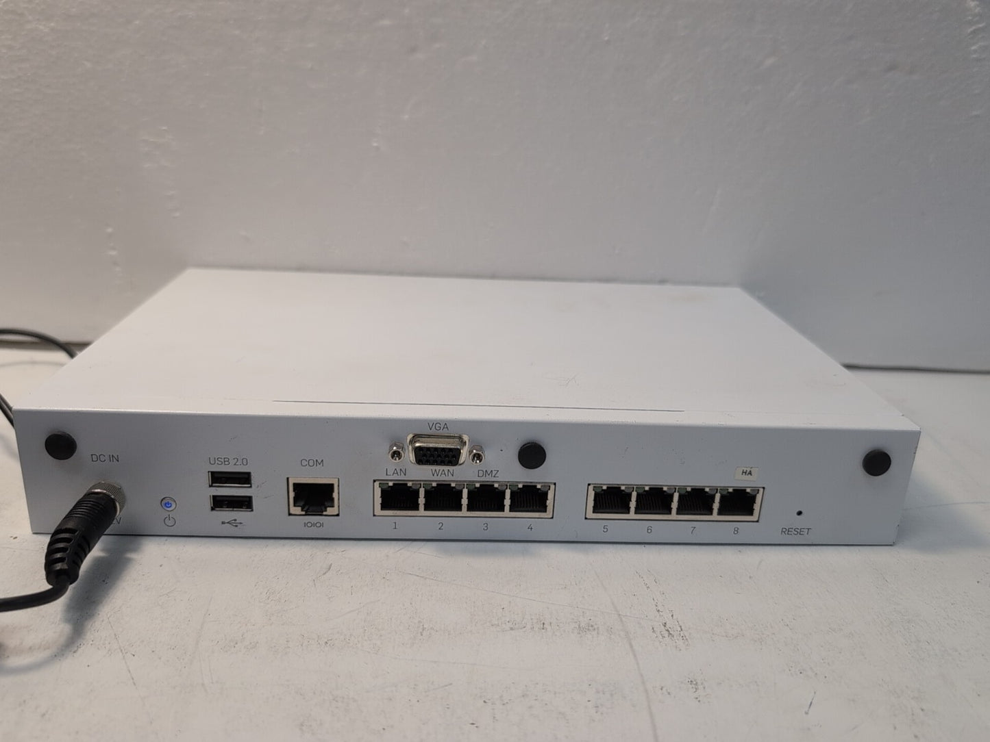 🔥 Sophos XG 135 REV 2 Network Security Appliance With AC Adapter -