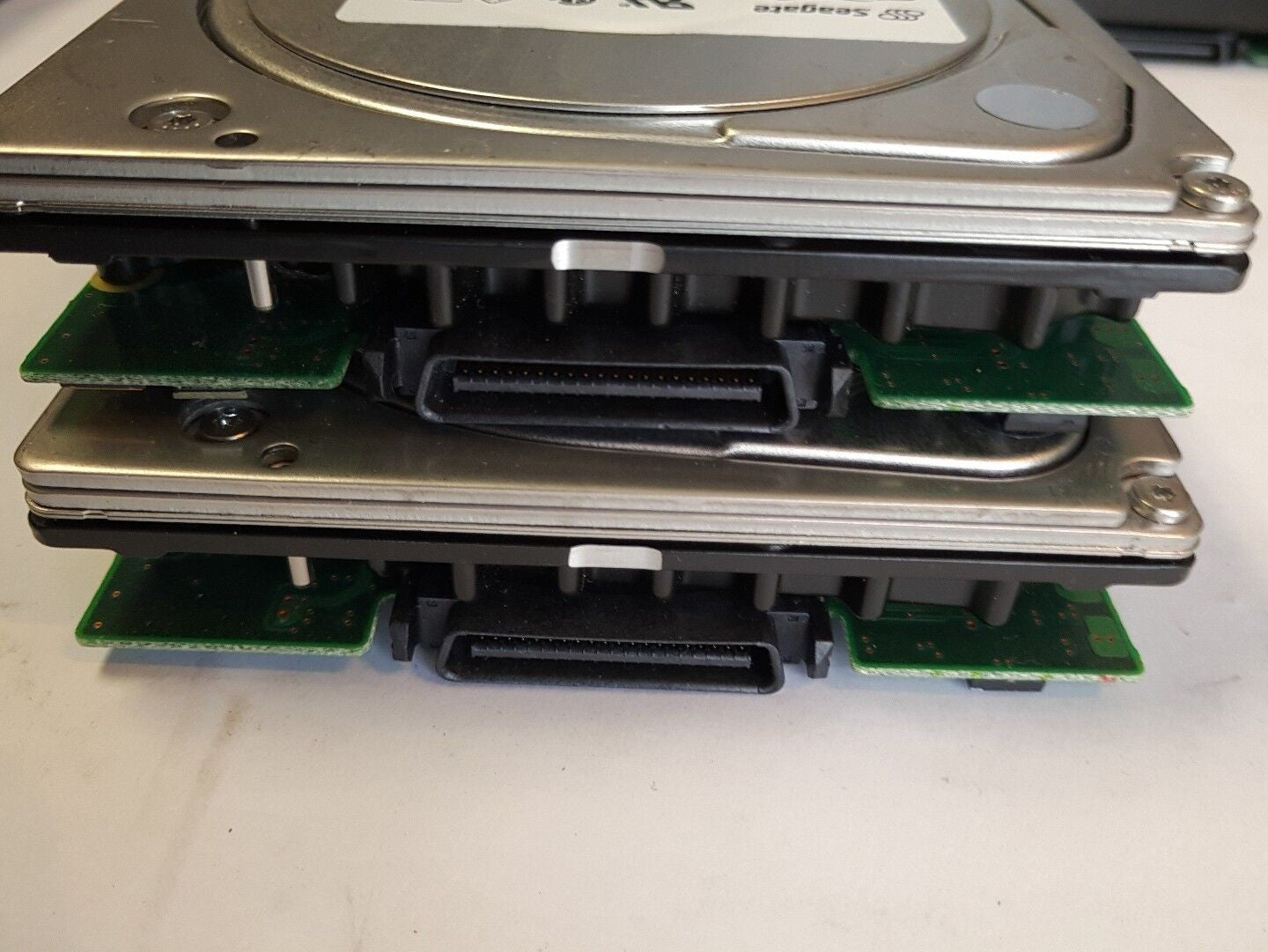 - 2x  Dell Seagate ST3146807FCV  9V2007 147 GB 3.5" 10000 RPM Hard Drive @@@ 