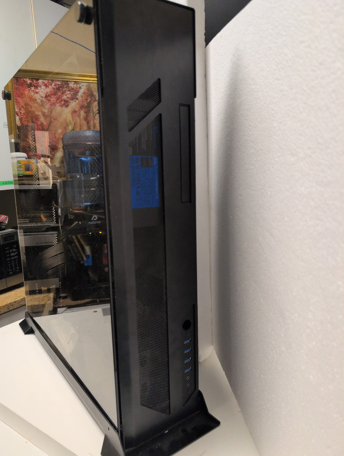 🎸 Lian Li PC-07S Tempered Glass Mini-ITX/ATX PC Case Black With Power Supply