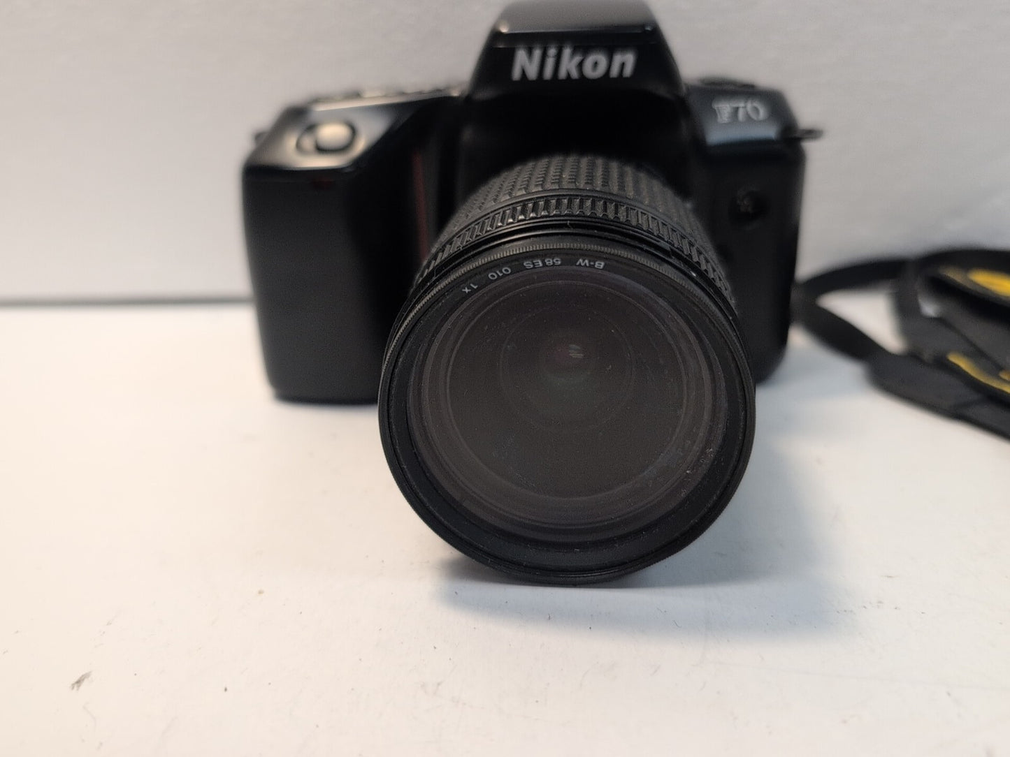 Nikon F70 SLR 35mm Film Camera with Nikon AF Nikkor 28-80 mm Lens (No Battery) -