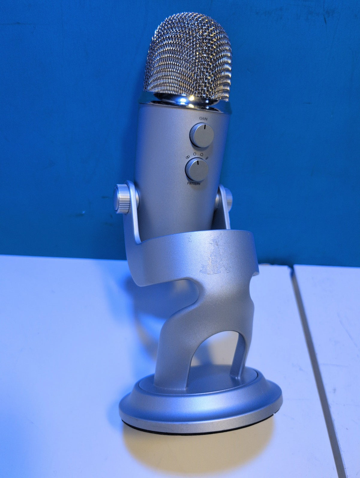 🎸 Blue Yeti USB Condenser Microphone - Silver, Multi-Pattern USB Type-A Tested
