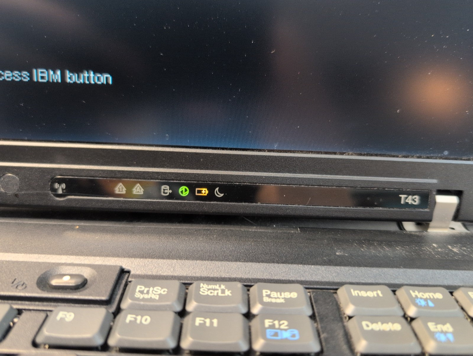 🔥 Lenovo Thinkpad T430 14" Laptop Pentium M 1.73GHz/ 1.5GB  RAM (NO HDD/CADDY)-