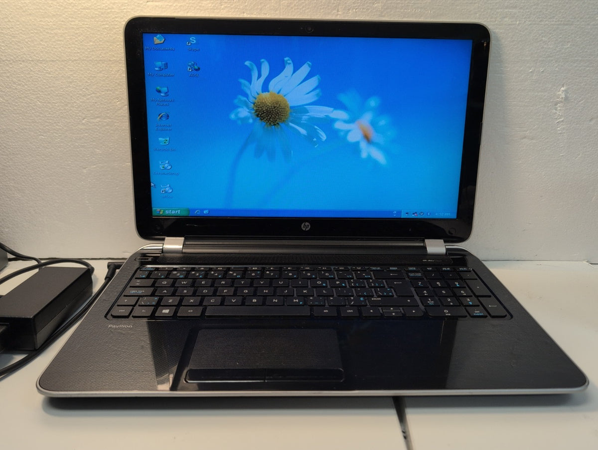 🔥 HP Pavilion 15" 15-n048ca Laptop AMD A8-5545M APU/3GB/750GB HDD/WINXP (READ)-