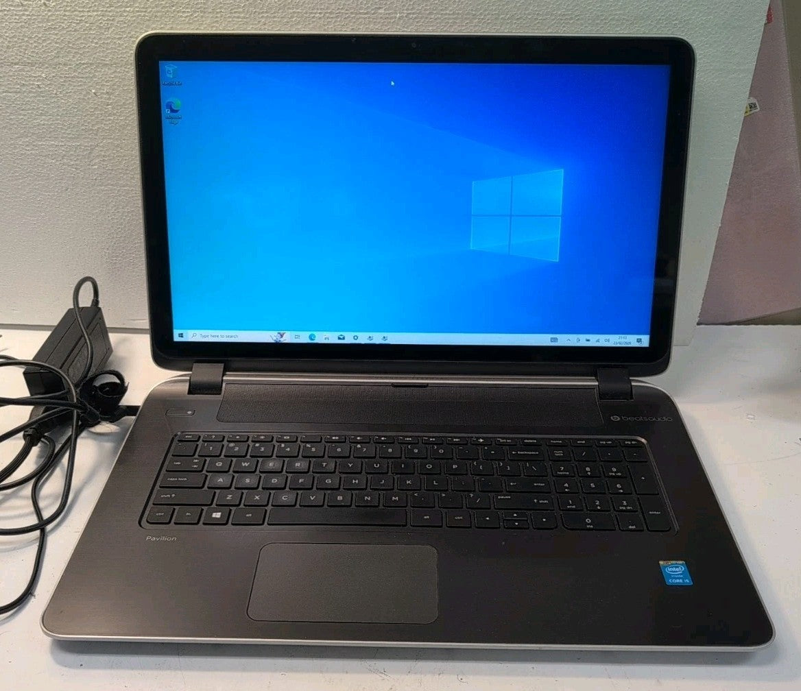 HP Pavilion Protect Smart Touch  Screen 17" Laptop i5-5200U/8GB/250GB SSD/Win10-