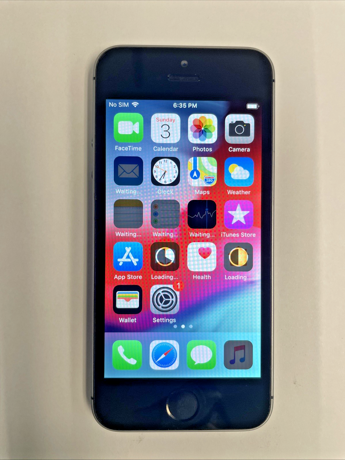 Apple 16GB iPhone 5s A1533, Space Gray  Hollow at Back  Unlocked Carrie:Telus +
