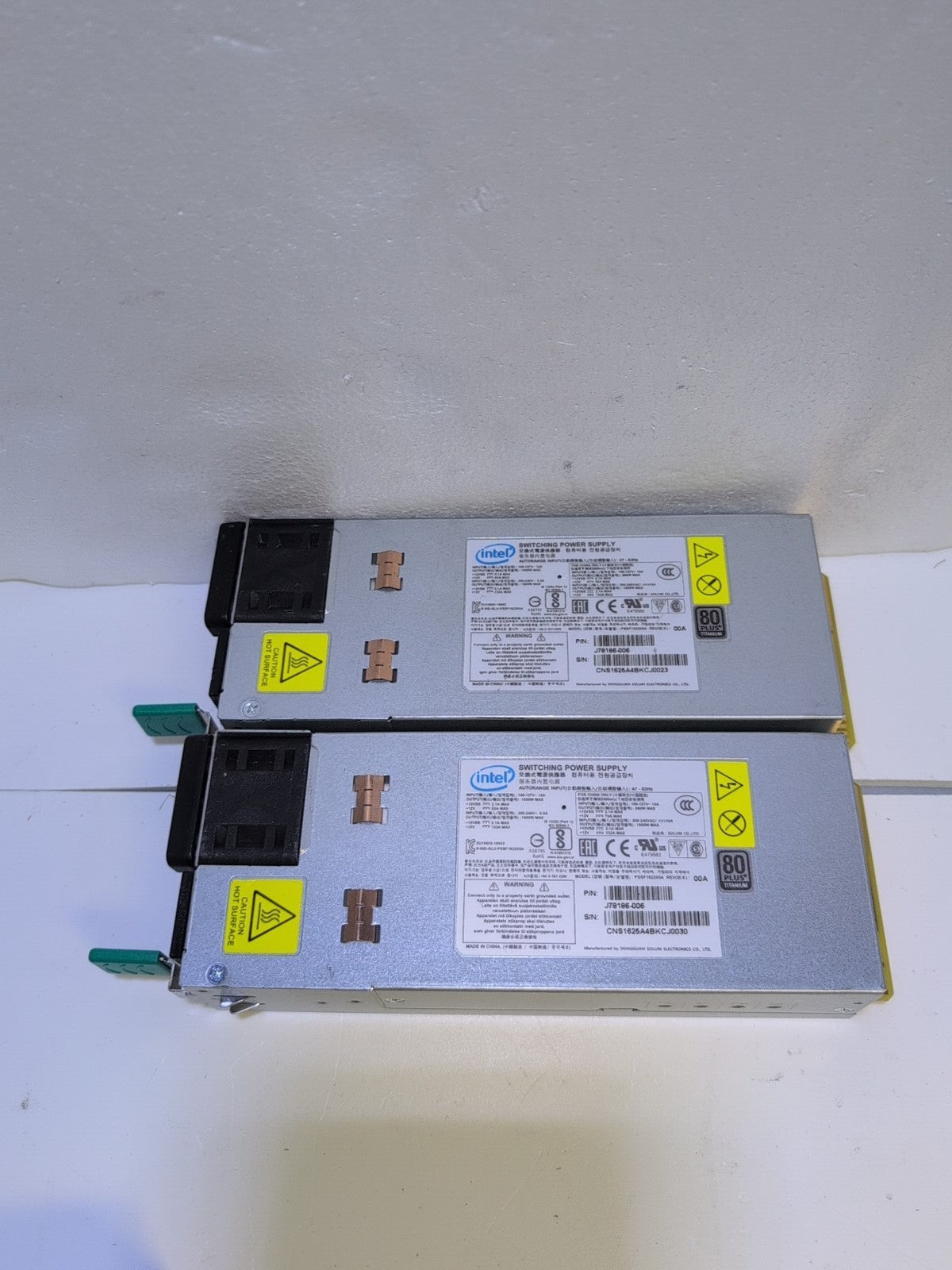One Pair Intel PSSF162205A 1600W Server Switching Power Supply J78186-006 -