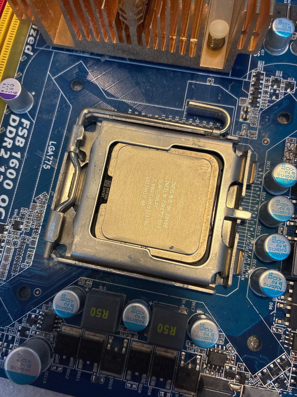 🔥 Gigabyte GA-EP43-DS3L LGA775 Motherboard with Intel Core 2 Duo E8400 3.0GHz