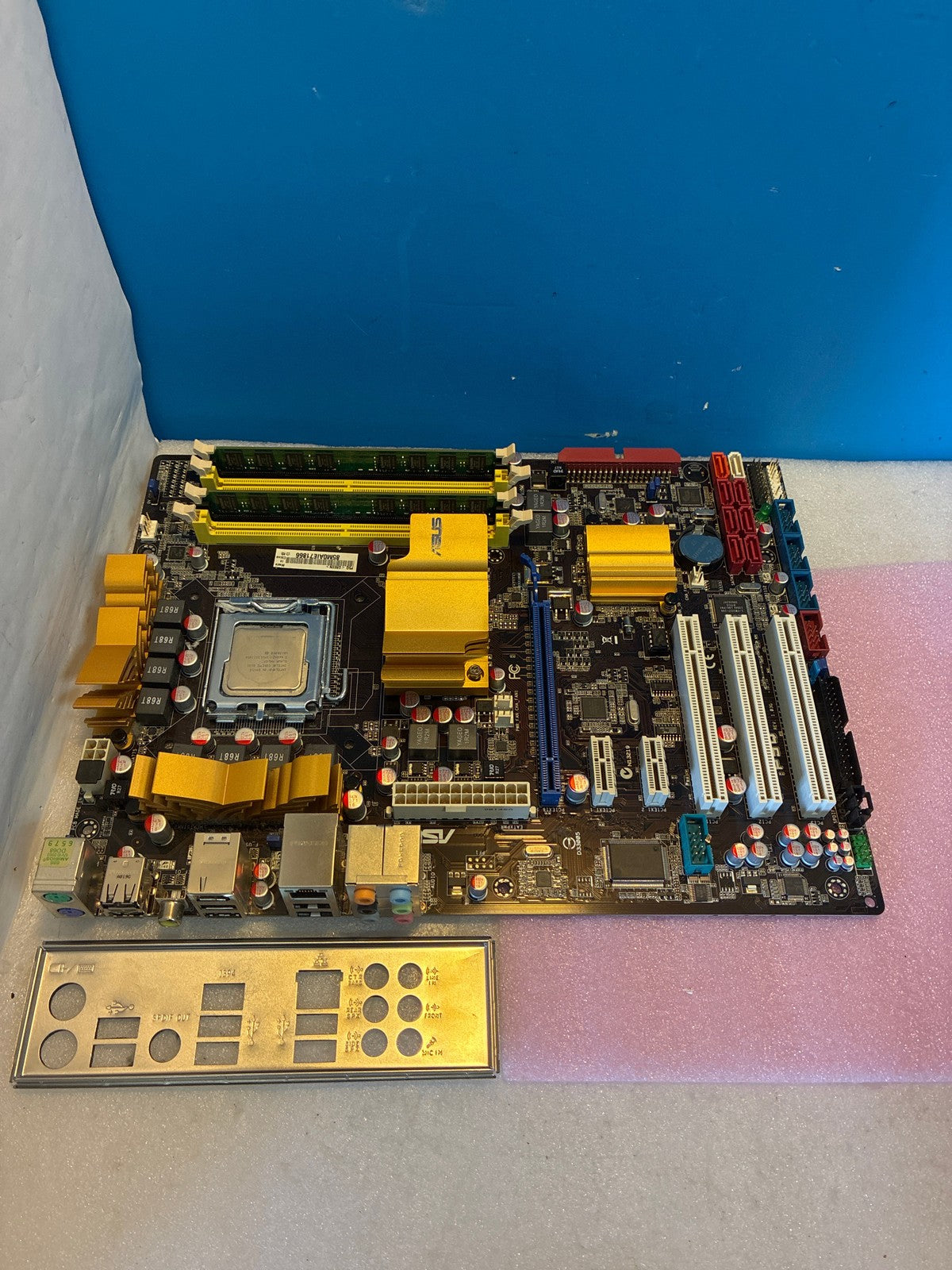 🔥 ASUS P5Q LGA775 ATX Motherboard + Intel Core 2 Quad Q9450 + 4GB DDR2