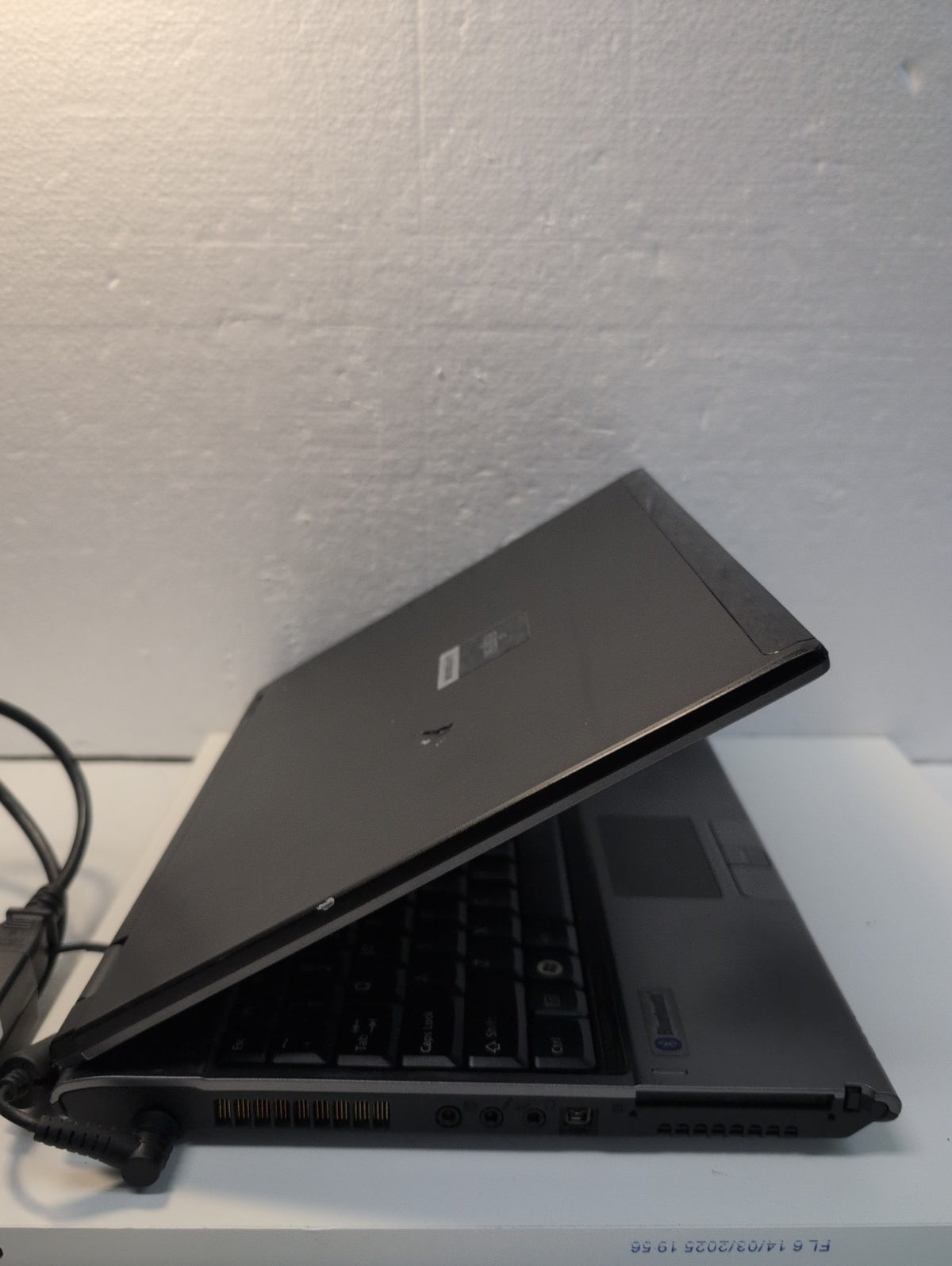 🔥 Fujitsu LifeBook S2210 13" Laptop AMD TL-56 CPU/3GB /500GB HDD/WINXP (READ) -