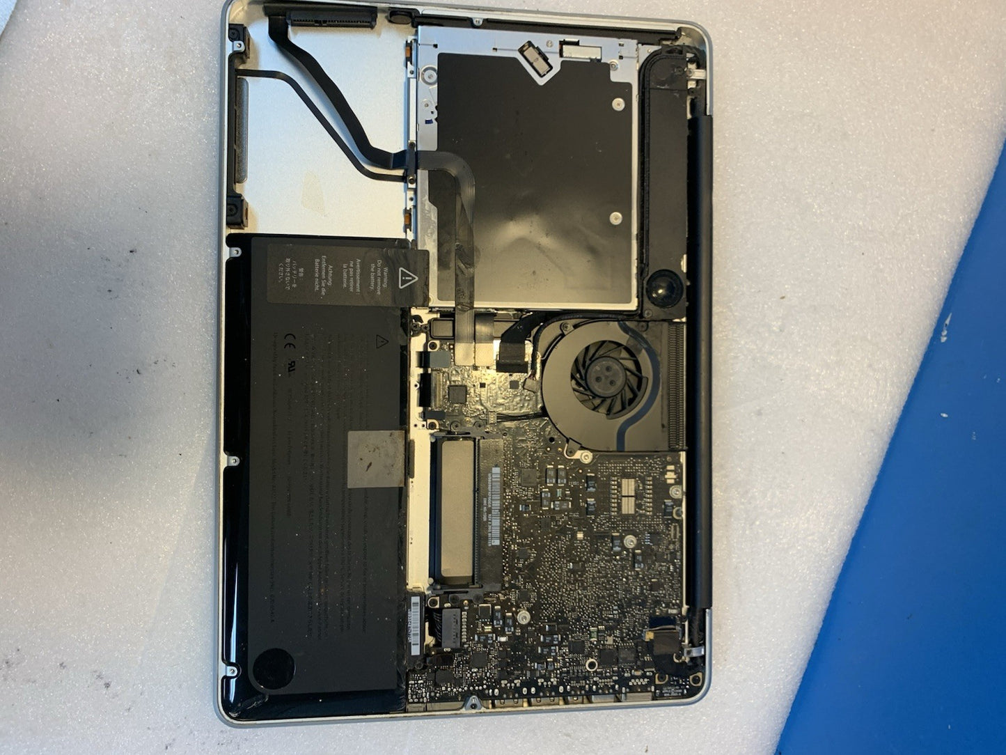 🔥 13'' Apple Mid-2009 MacBook Pro Core 2 Duo P7550 2.26GHZ motherboard parts