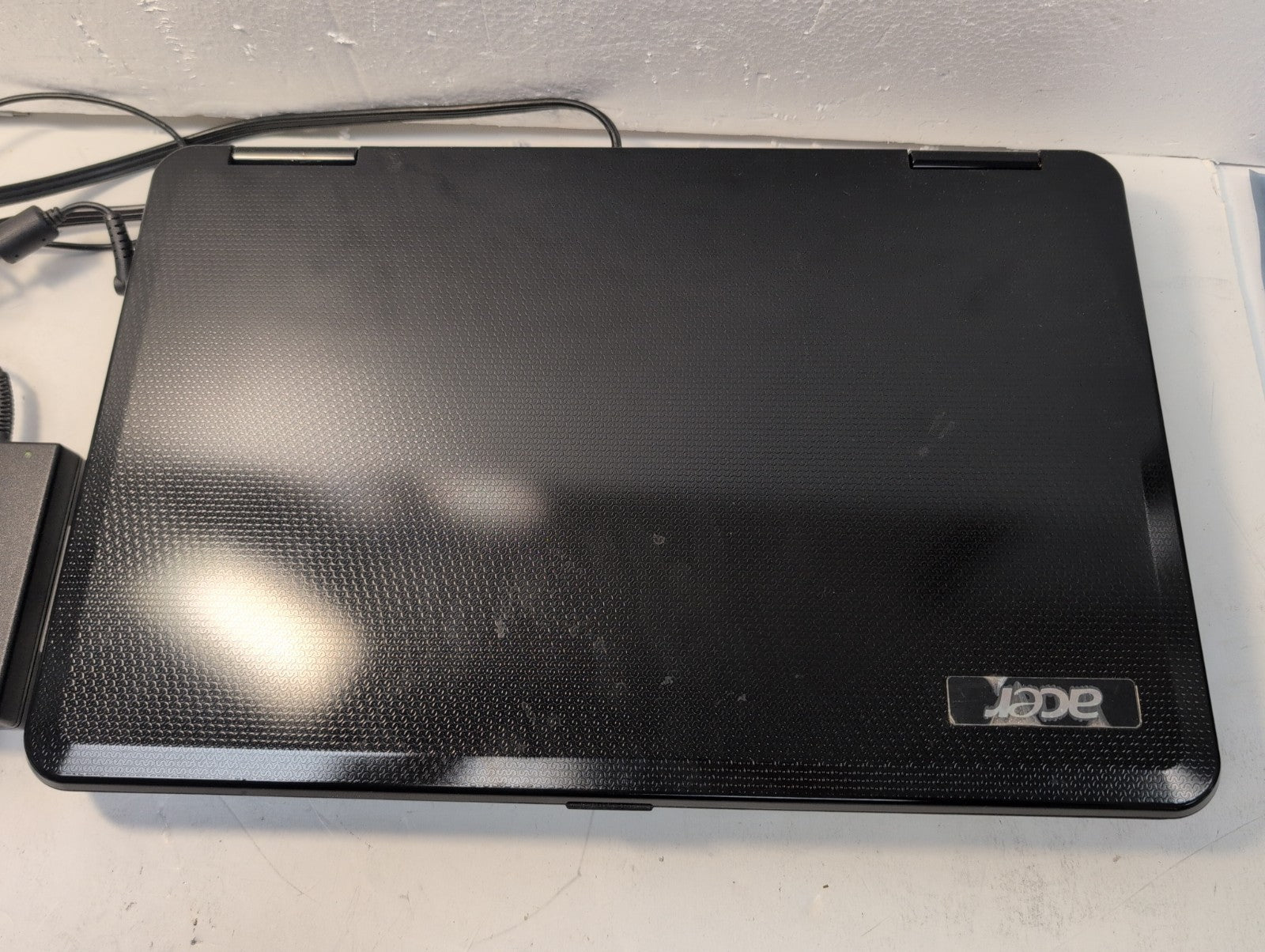 🔥 Acer Aspire 7715 17"  Laptop Intel T4500 CPU /4GB RAM /320GB HDD/ WIN XP -