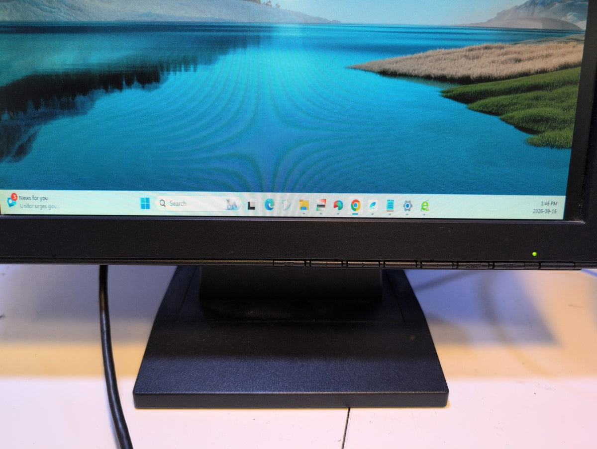 🎸 NEC MultiSync LCD1555V-BK 15 inch LCD Monitor VGA D-Sub Display Black
