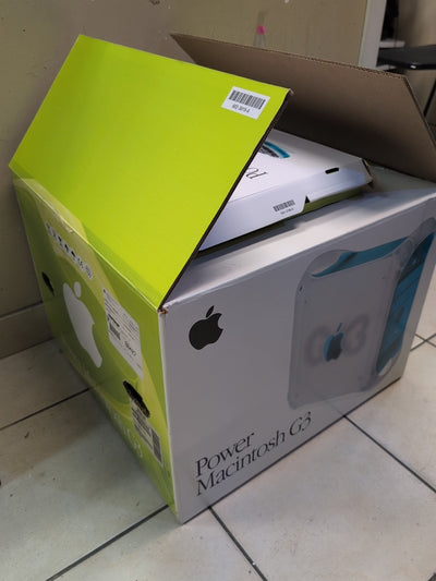 Apple PowerPC Macintosh G3 M5183 With BOX  350MHz/256MB/10GB HDD - Read Please