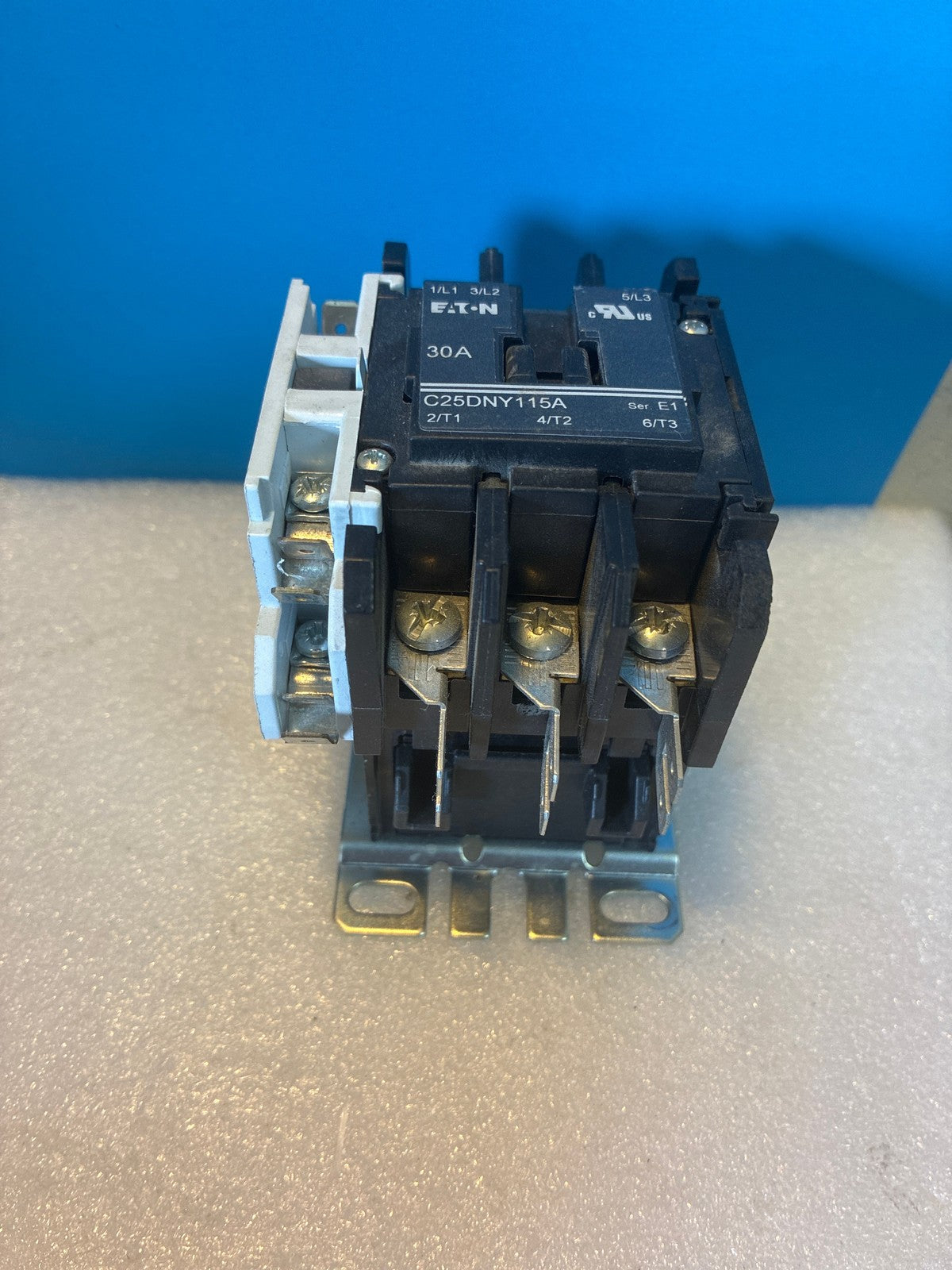 🔥 Eaton C25DNY115A 30A 3-Pole Definite Purpose Contactor E1 110-120V Coil