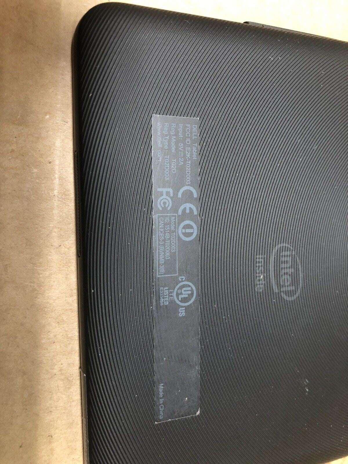 $ Dell Venue 8 3840 16GB, Wi-Fi, 8in - Black -touch screen cracked
