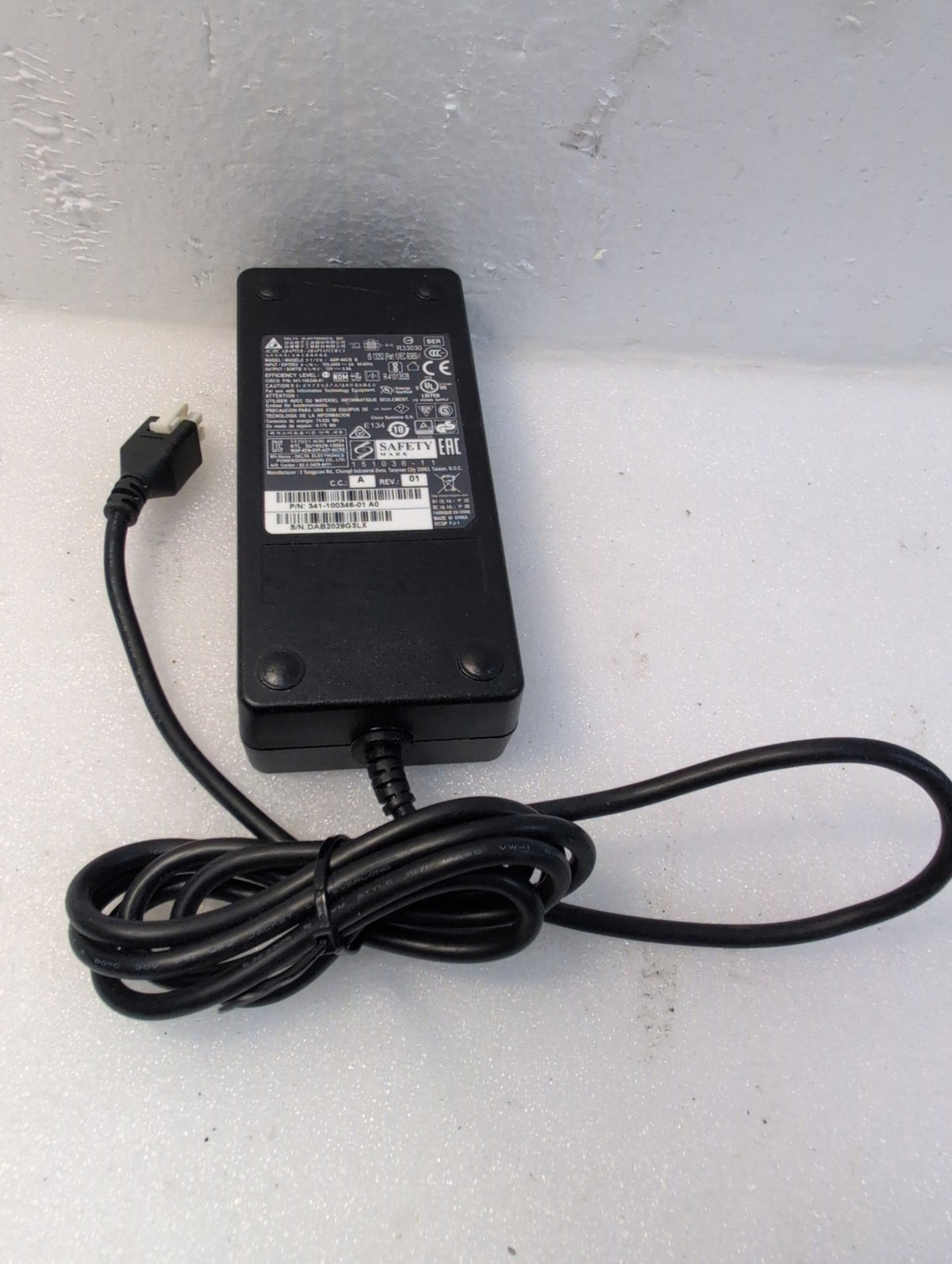 🎸 Cisco Delta ADP-66CR B 341-100346-01 AC/DC Power Adapter 12V 5.5A 100-240V