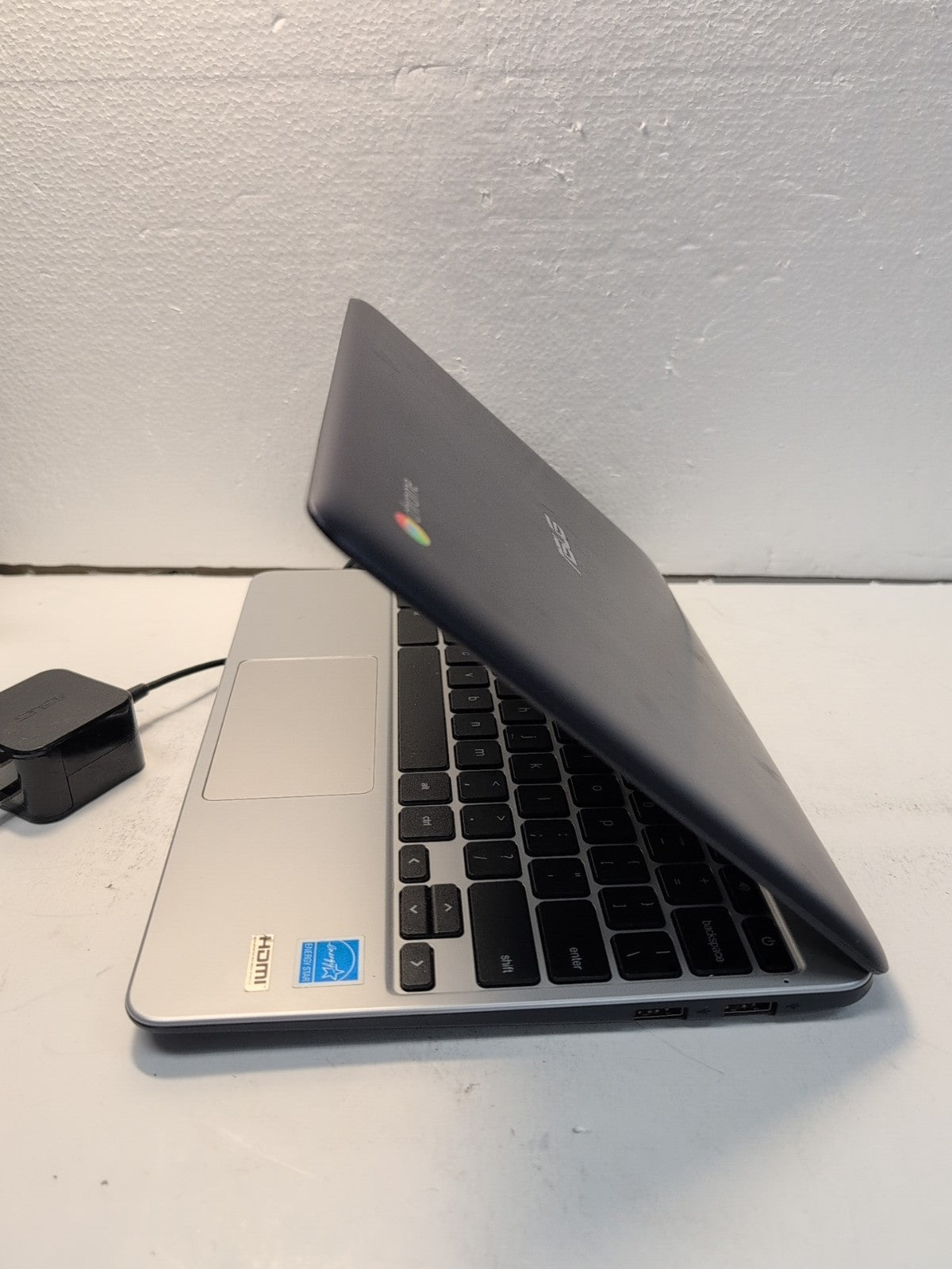 🔥 ASUS C201P 11 inch Chromebook ARM V7 CPU/4GB RAM/ 16GB eMMC w/ CHARGER -