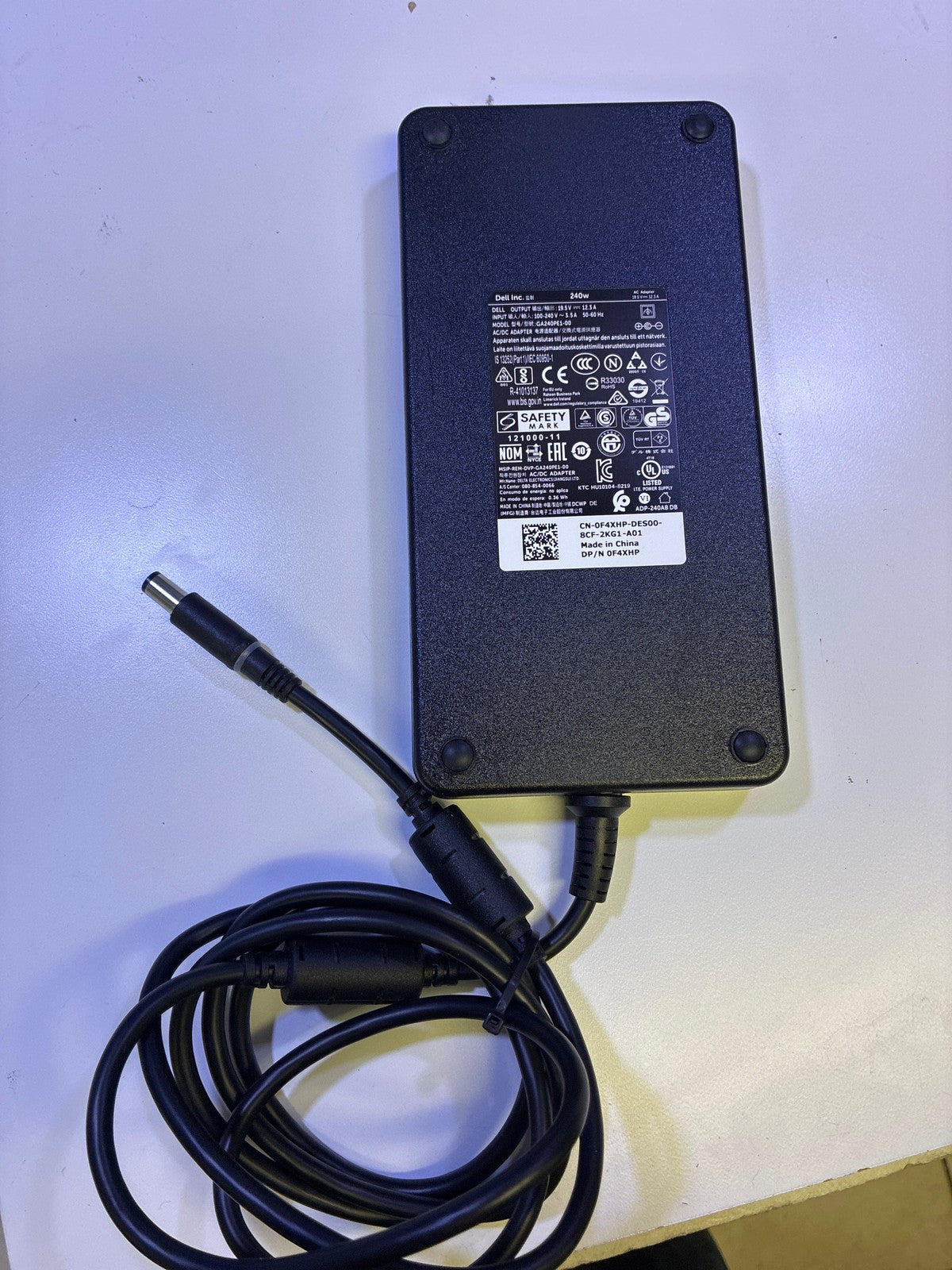 🔥 Dell GA240PE1-00 240W AC/DC Power Adapter 19.5V 12.3A DP/N 0F4XHP Black