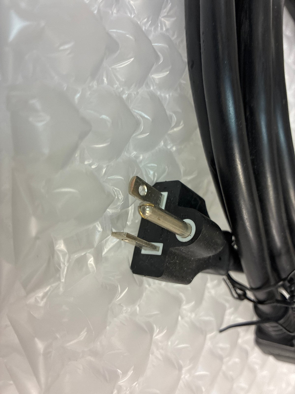 ⚡ Phantom Cables PC-119 IEC C19 to NEMA 5-20P Power Cord 20A 125V SJT 12/3 ⚡