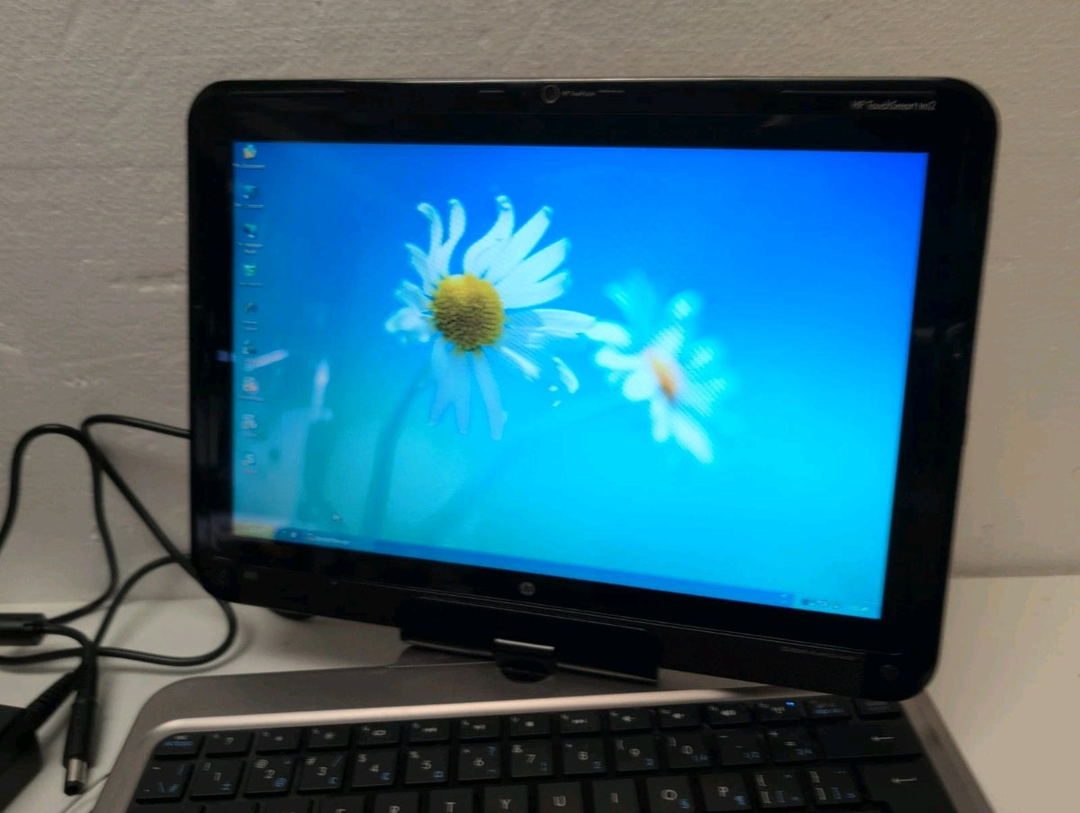 NICE HP TOUCHSMART TM2  12.1" TOUCH Laptop U7300 CPU/3GB RAM/500GB HDD/ WIN XP -
