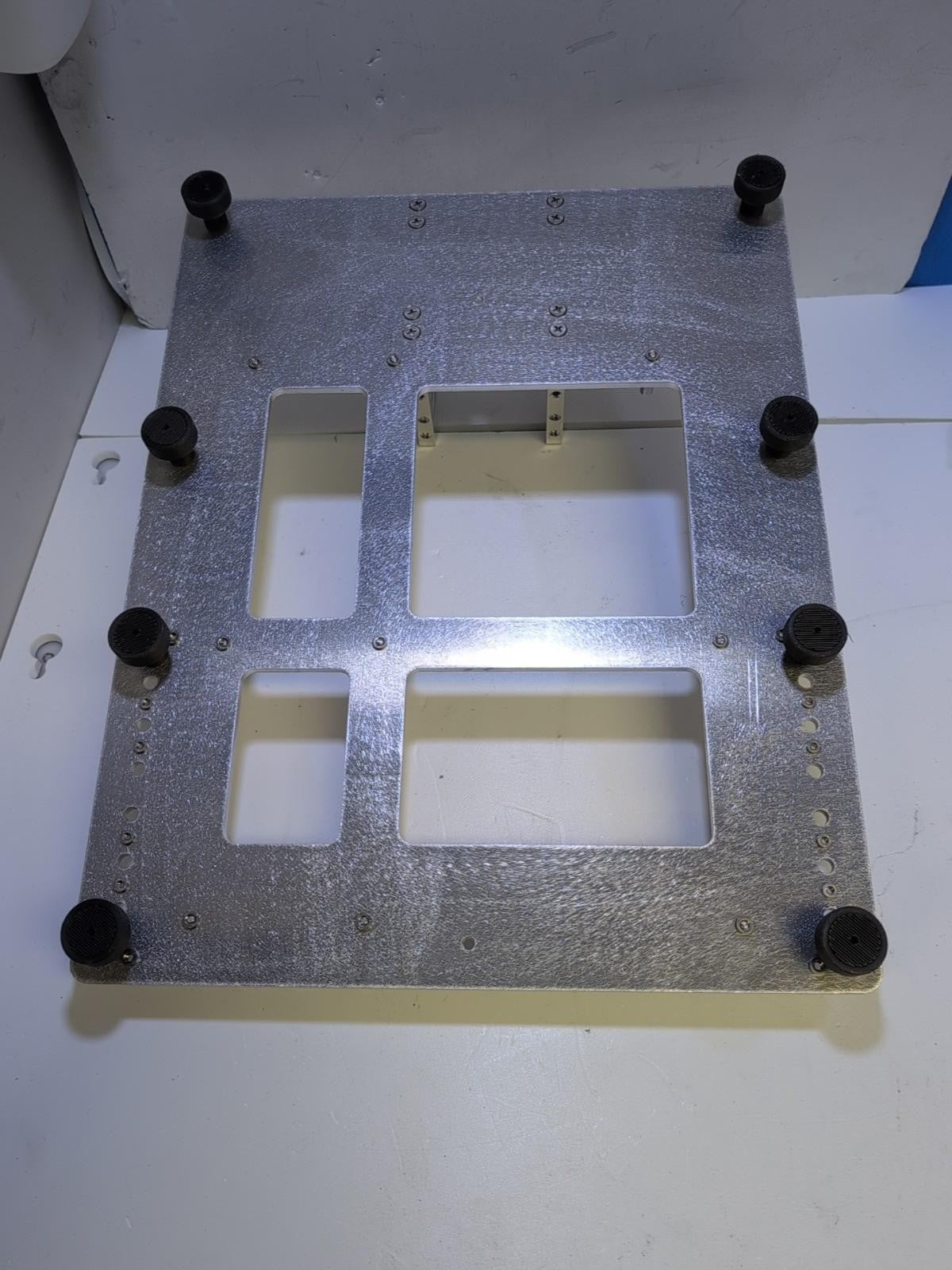 Nice Aluminum Open Air Motherboard Test Bench ATX PC Case (42x33 cm) - 