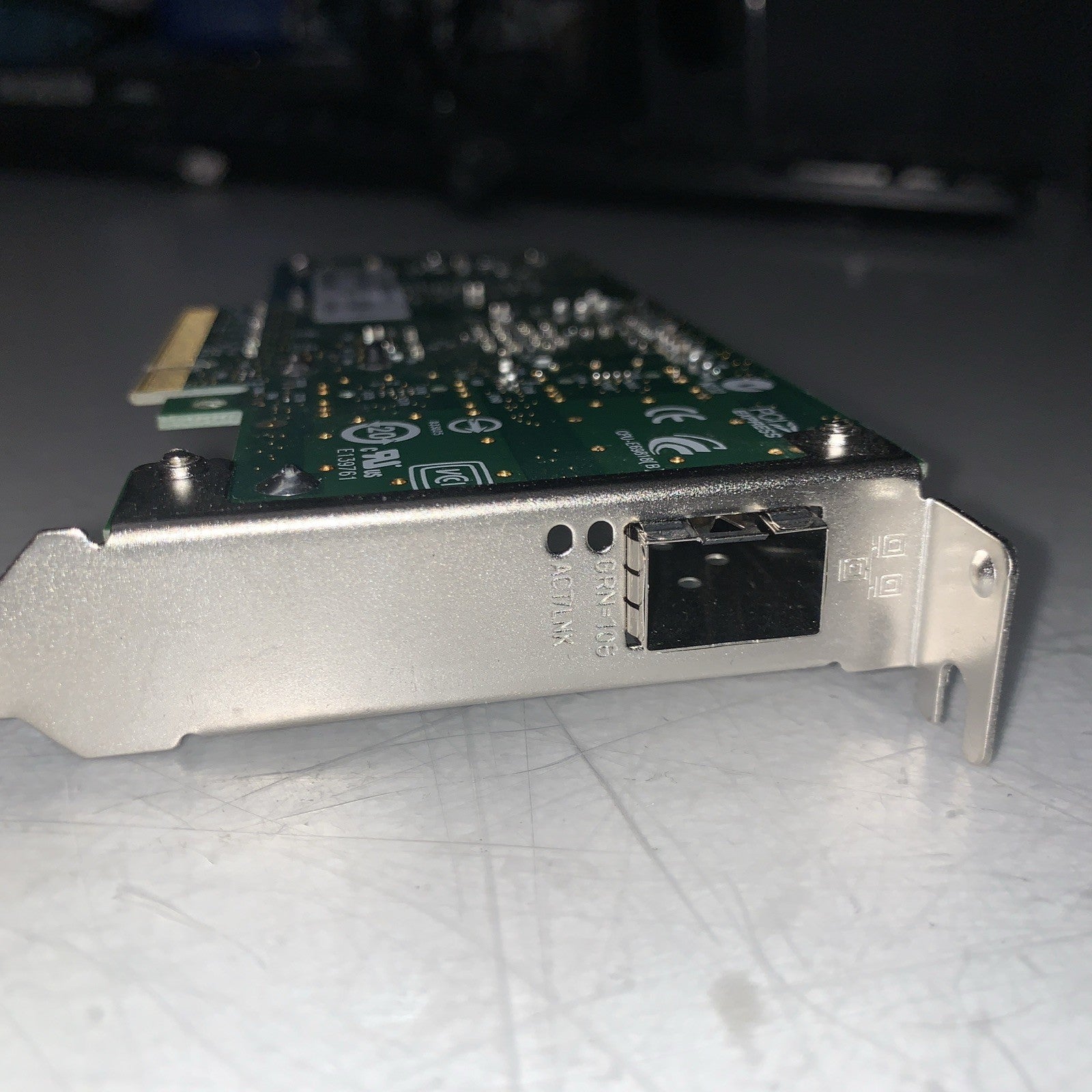 Intel X520-SR1 Single-Port 10Gb FC PCI-Express x8 Converged Network Adapter