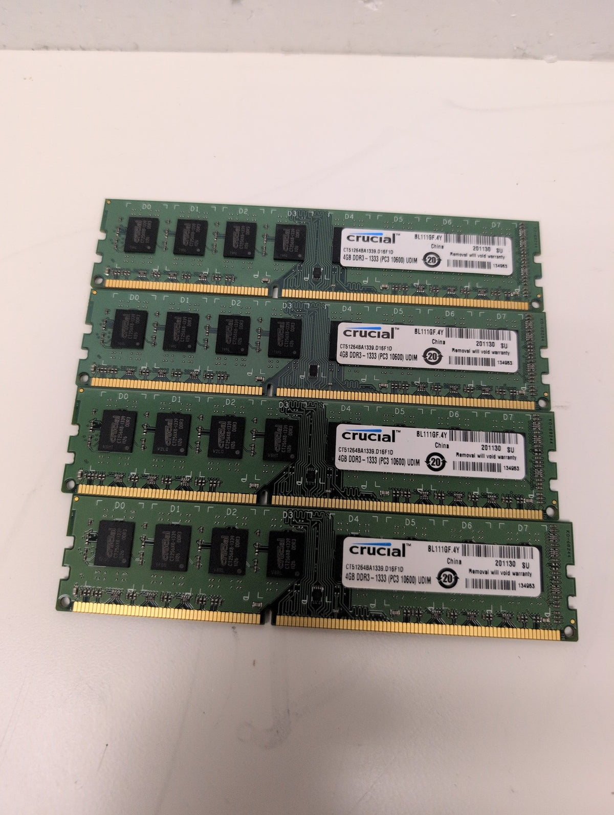 🎸 Lot of 4 (16GB) Crucial 4GB DDR3-1333 PC3-10600 UDIMM Desktop Memory