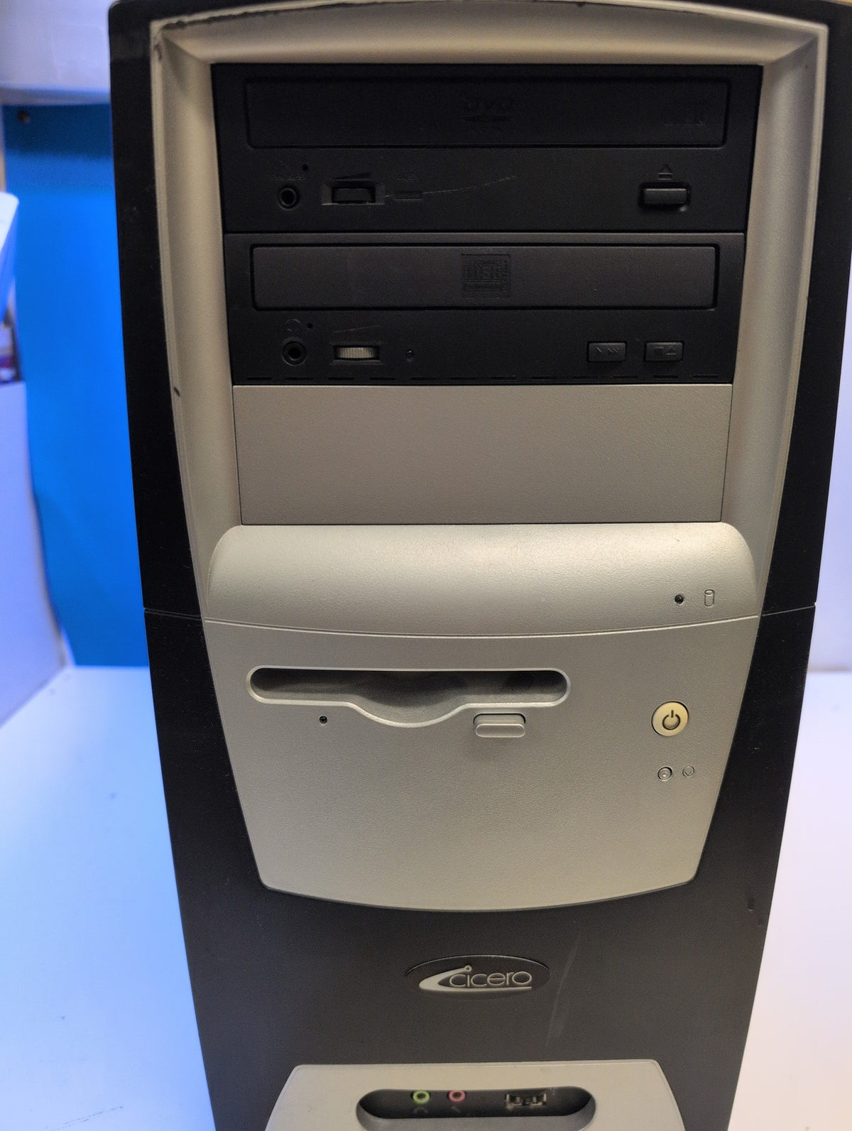 🎸 Cicero SC6150 Mid Tower ATX Computer Case with 300W PSU Vintage Pentium 4