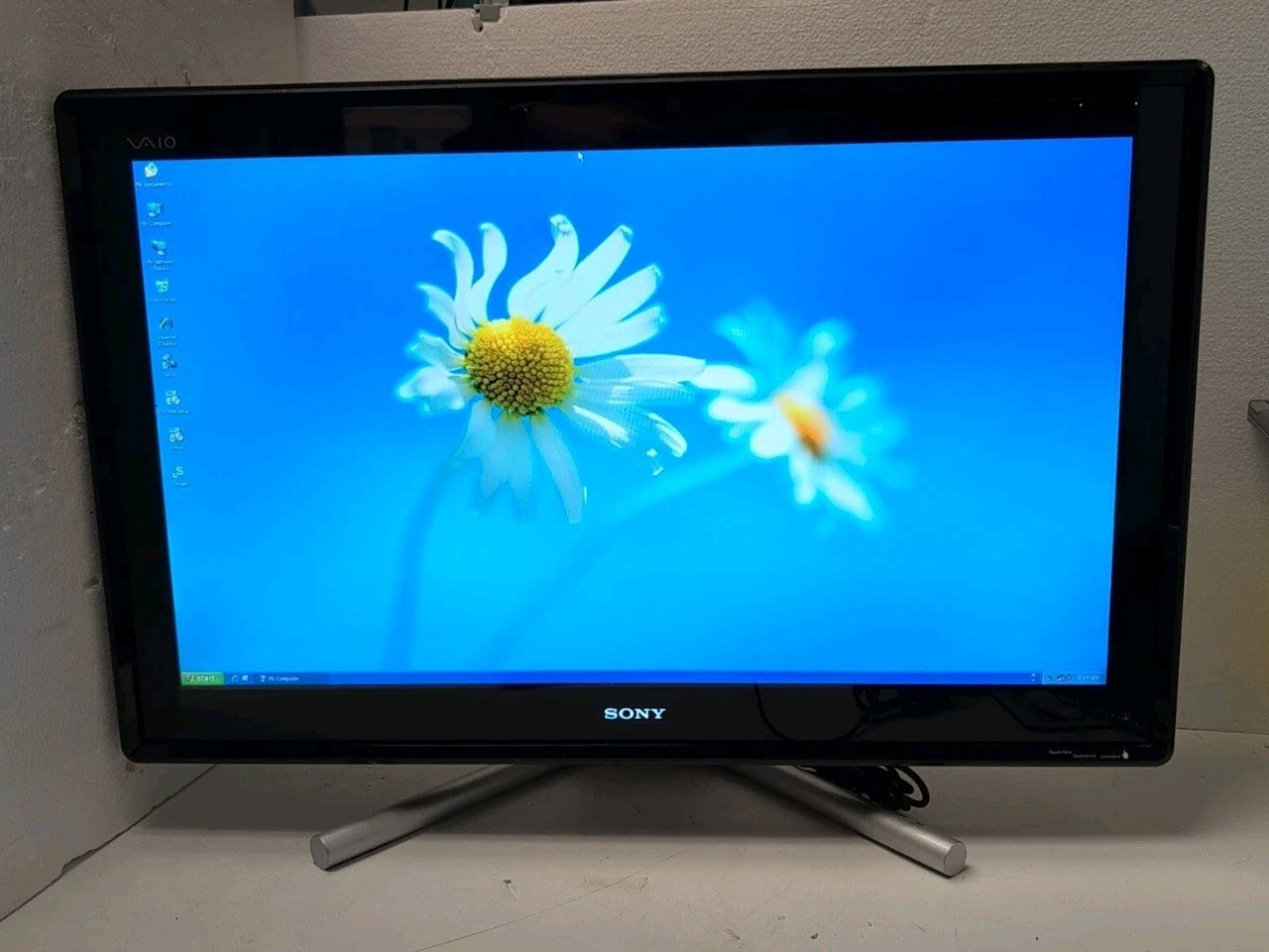 🔥NICE Sony VAIO VPCL215FD  24" All In One PC  i7-2630QM CPU/4GB/1TB HDD/WINXP -