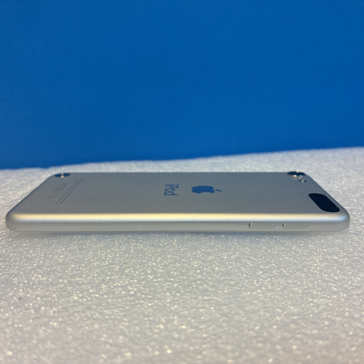Nice🔥 Apple iPod Touch 5th Gen A1421 32GB MD720C/A