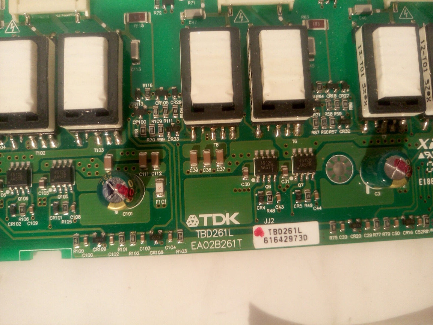 - LOT OF 2 TBD261L (EA02B261T) Backlight Inverter 5X606123C