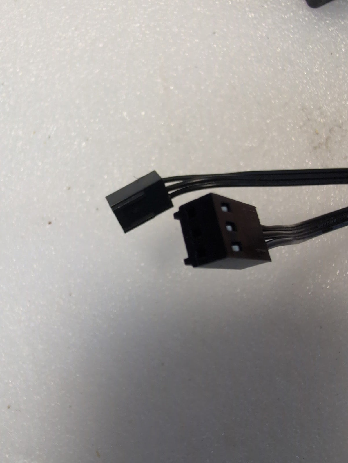 🎸 NZXT Rifle Bearing Case Fans RF-FN122-RB RF-FN142-RB White 3-Pin Lot of 2