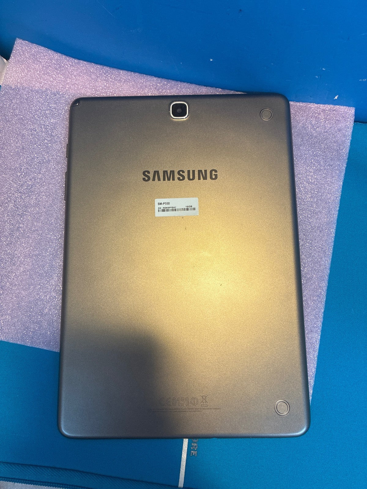 🔥 Samsung Galaxy Tab A SM-P550 9.7 in 16GB Wi-Fi Tablet Smoky Titanium
