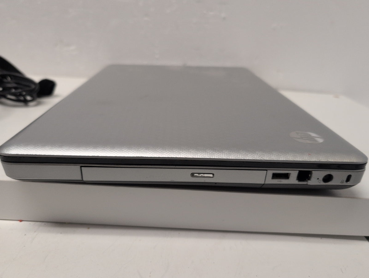 🔥 HP G72 17" Notebook  Pentium T4500 2.30GHz/4GB RAM/500GB HDD (NO OS,  READ) -