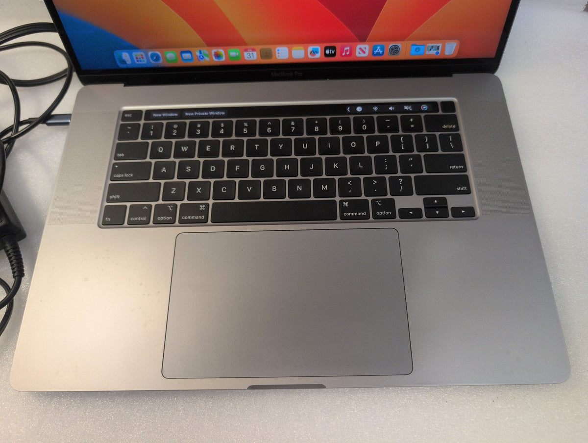 🎸 Apple MacBook Pro A2141 16" 2019 i7 2.6GHz 16GB RAM 500GB SSD OS 13.7 (Read)