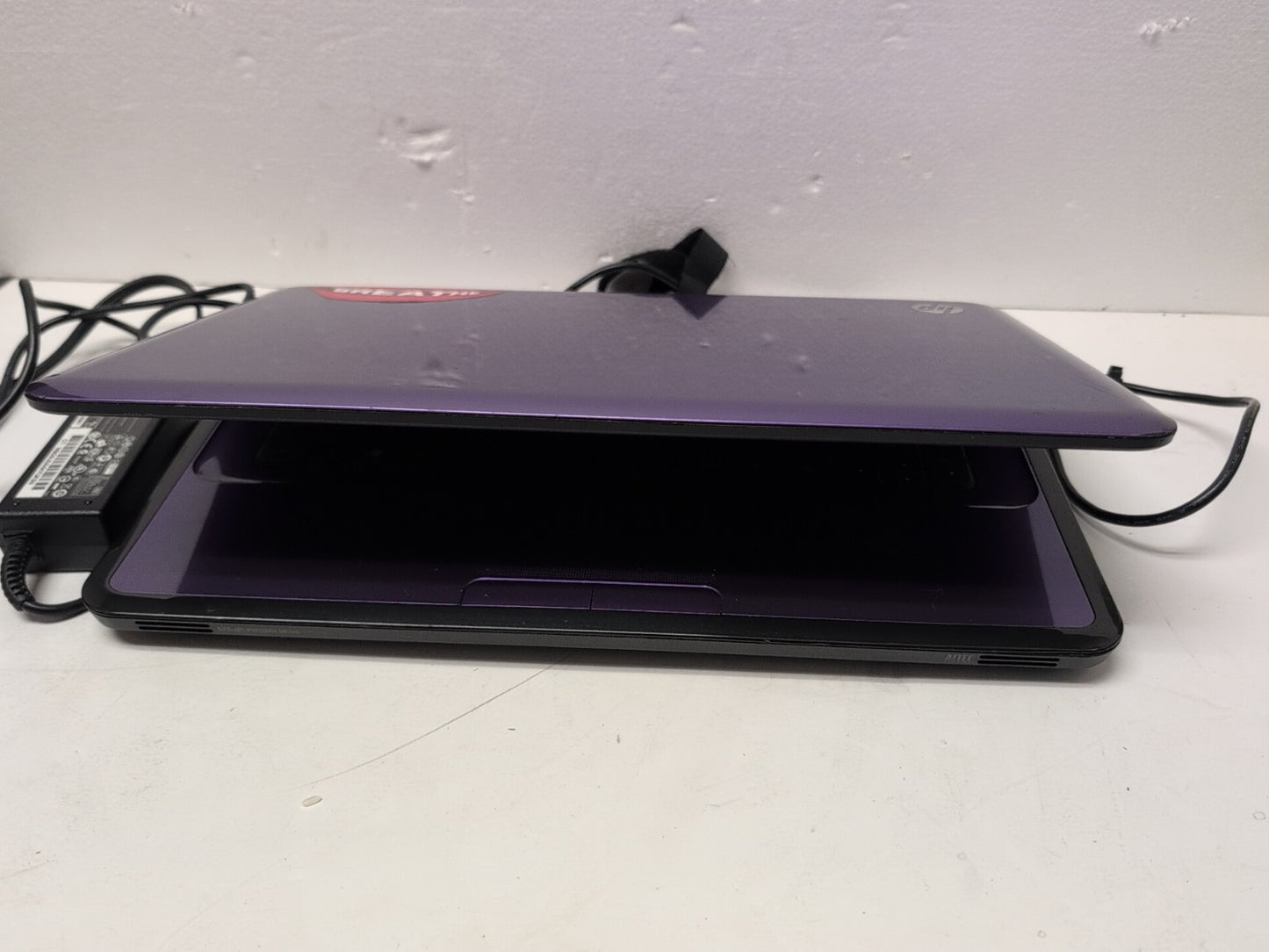 HP PAVILION G6 15.6" Laptop - AMD E-450 APU/4GB RAM/250GB HDD/ Win XP (*READ) -