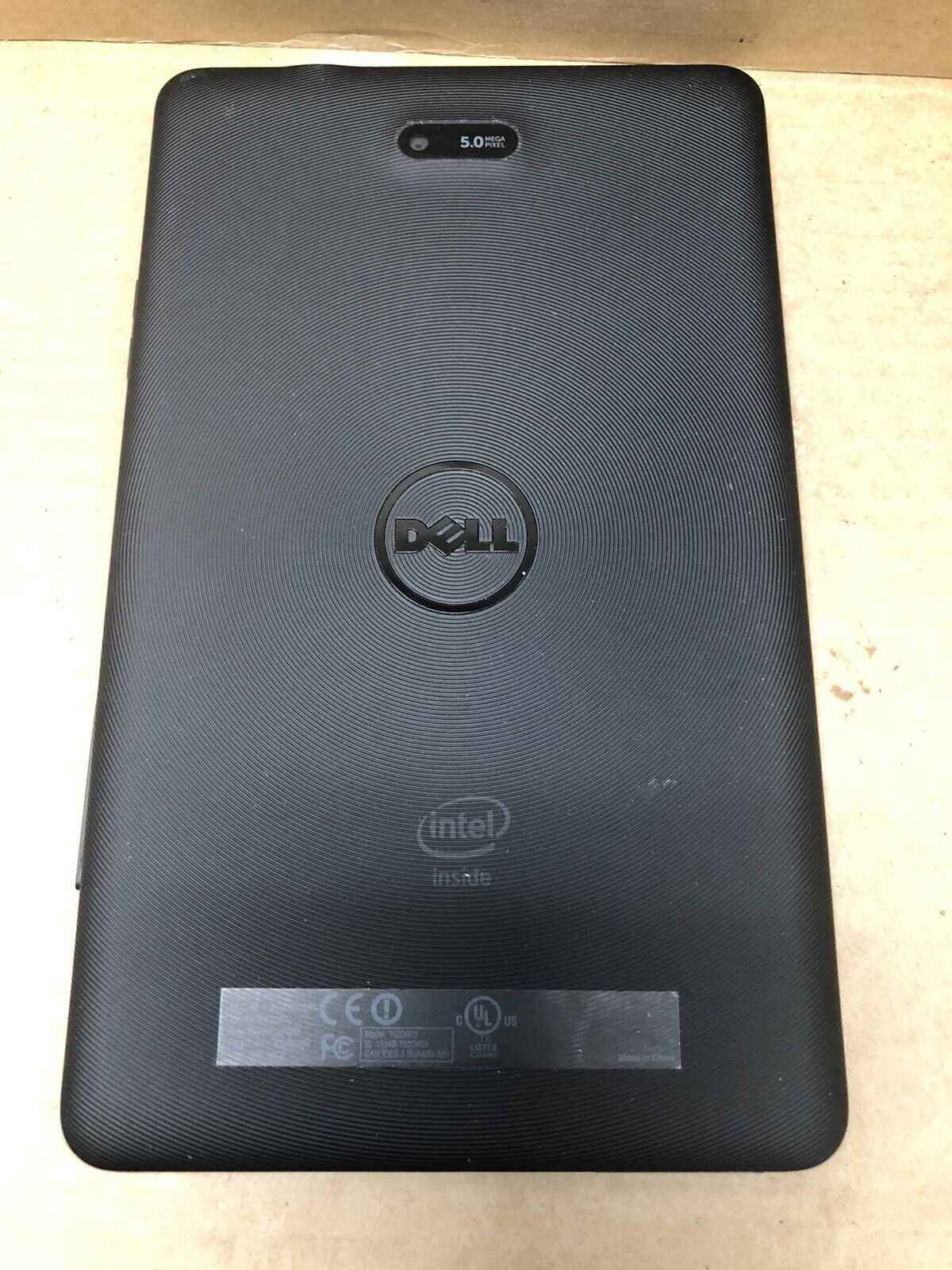 $ Dell Venue 8 3840 16GB, Wi-Fi, 8in - Black -touch screen cracked