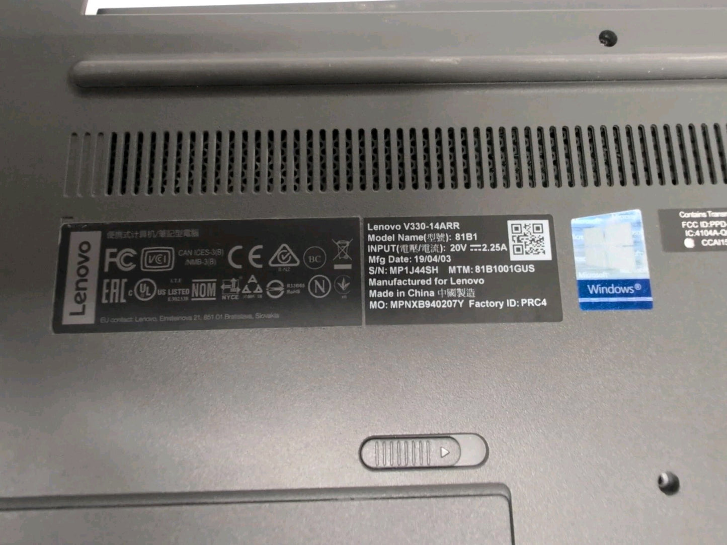 Lenovo V330-14ARR 14" LAPTOP AMD Ryzen 5 CPU (NO RAM /SSD,  FOR Parts ) -