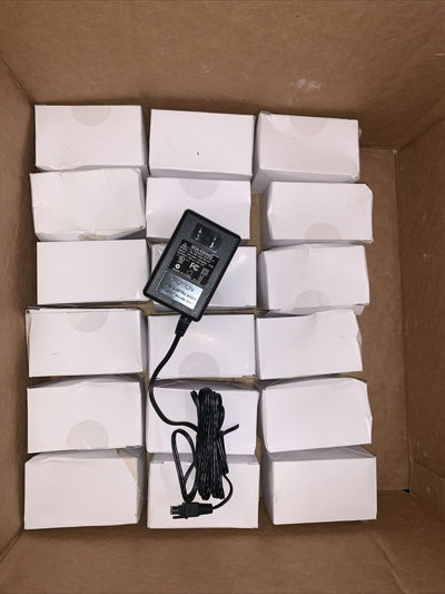 (1x ) HON-KWANG POWER SUPPLY  110~240V HK-AB-120A150-US 12V 1.5mA 4-pin Plug