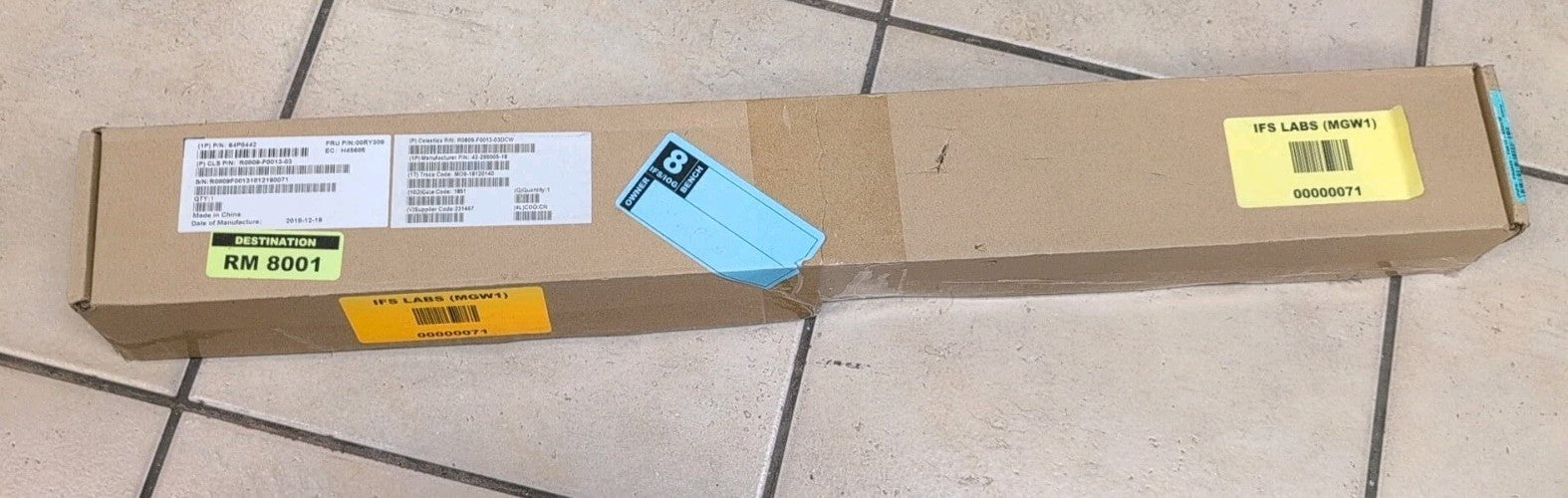  NEW IBM RAILS KIT FOR IBM STORWIZE V5000 V7000 64P8442 00RY309 -