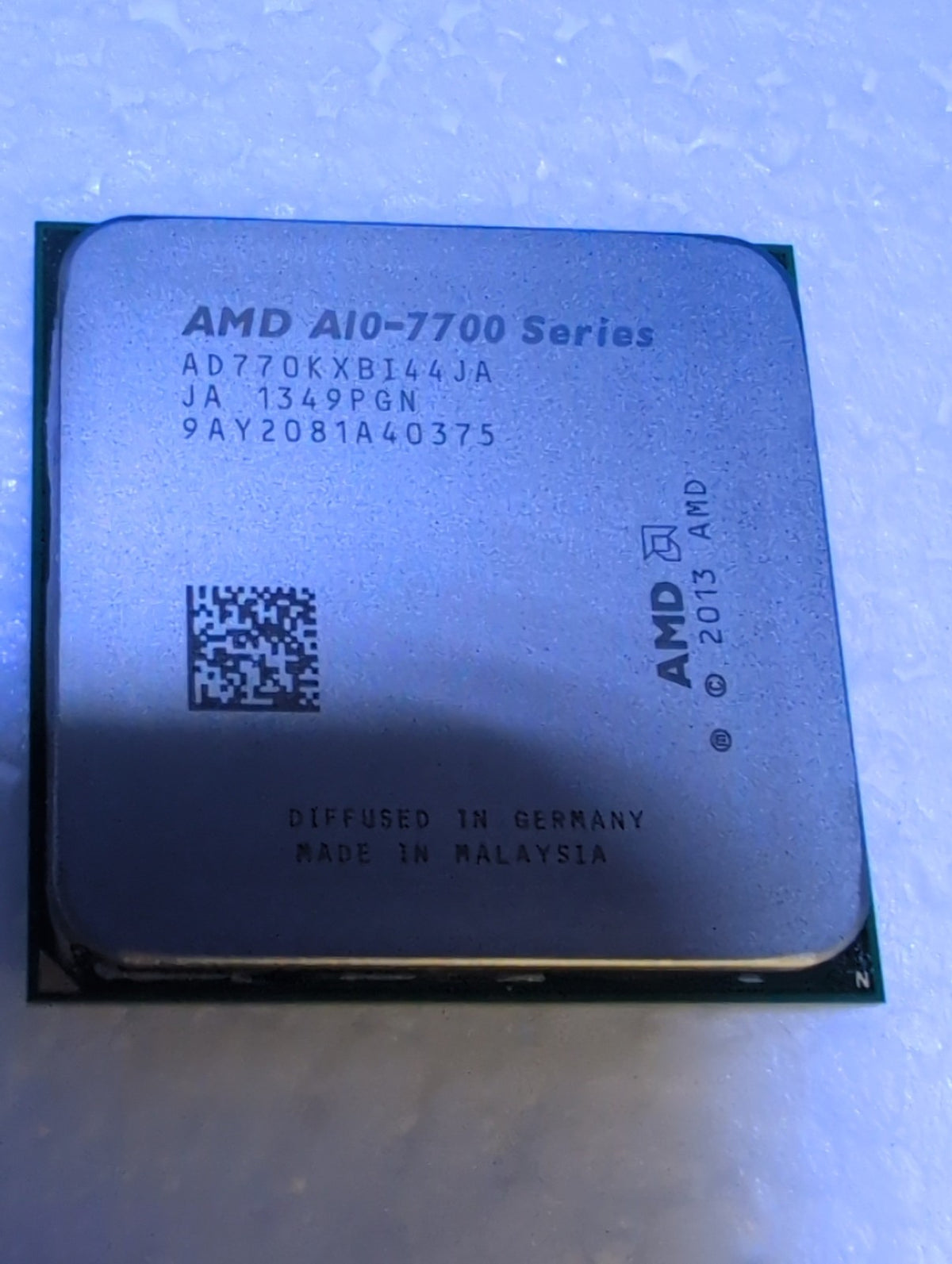 AMD A10-7700K AD770KXBI44JA FM2+ Desktop CPU Processor 3.4 GHz Quad-Core -