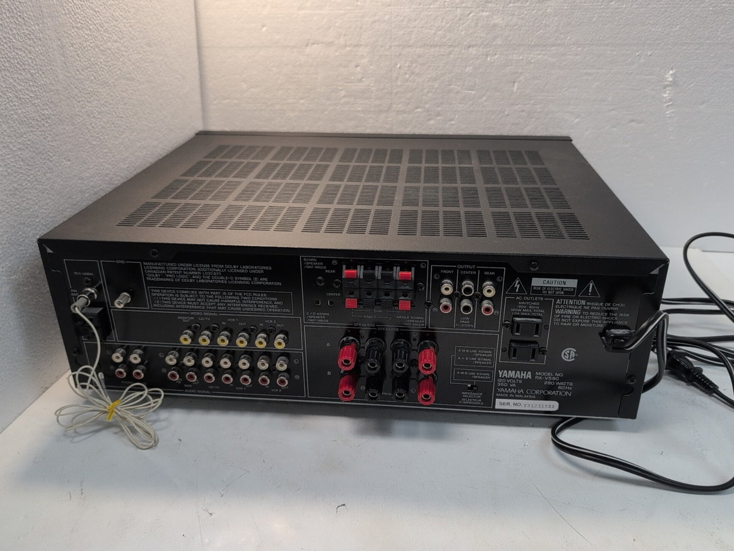 🔥 (NICE) Yamaha RX-V590 5.1 Ch AV Surround Sound Receiver System -