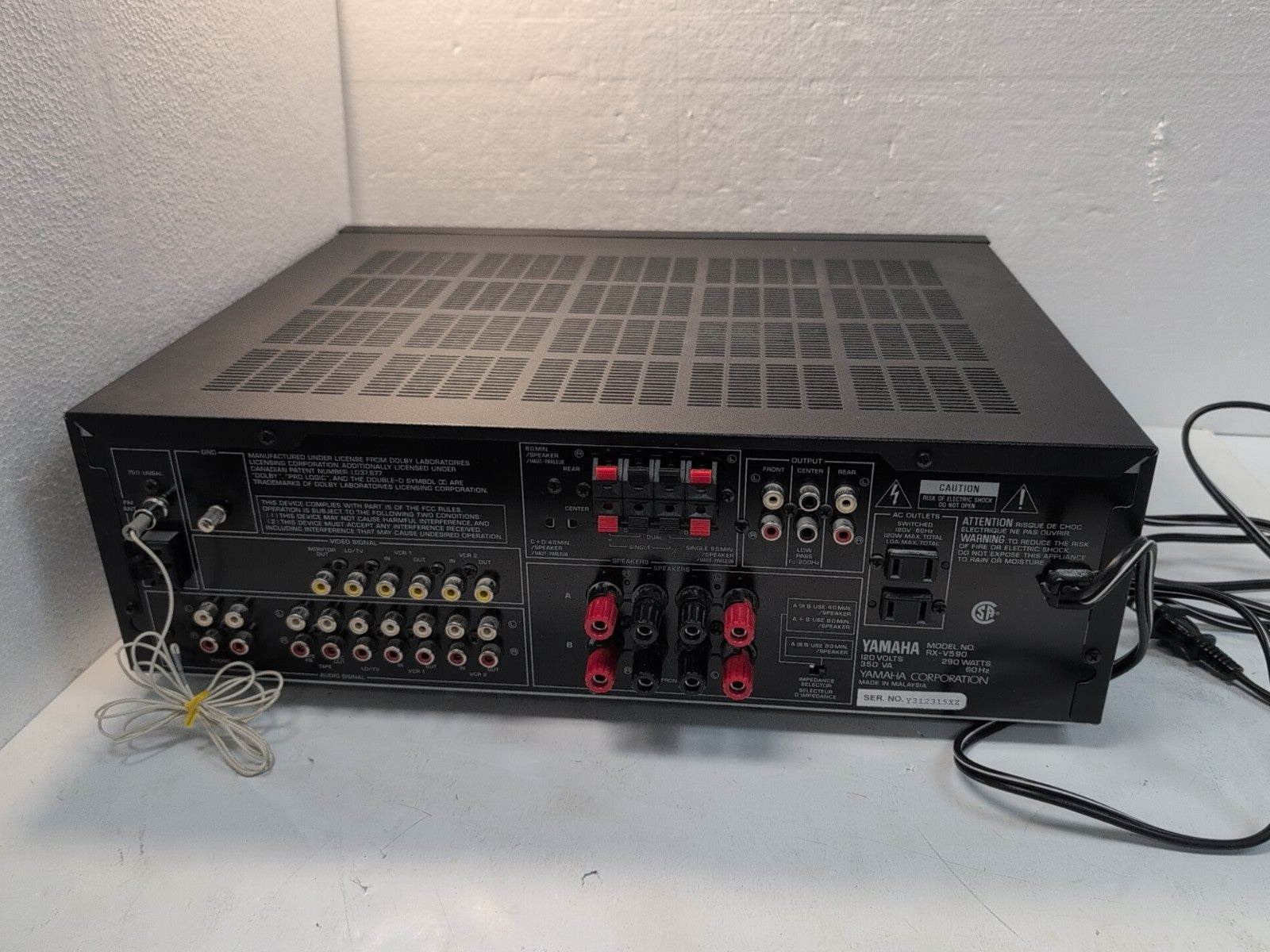 🔥 (NICE) Yamaha RX-V590 5.1 Ch AV Surround Sound Receiver System -