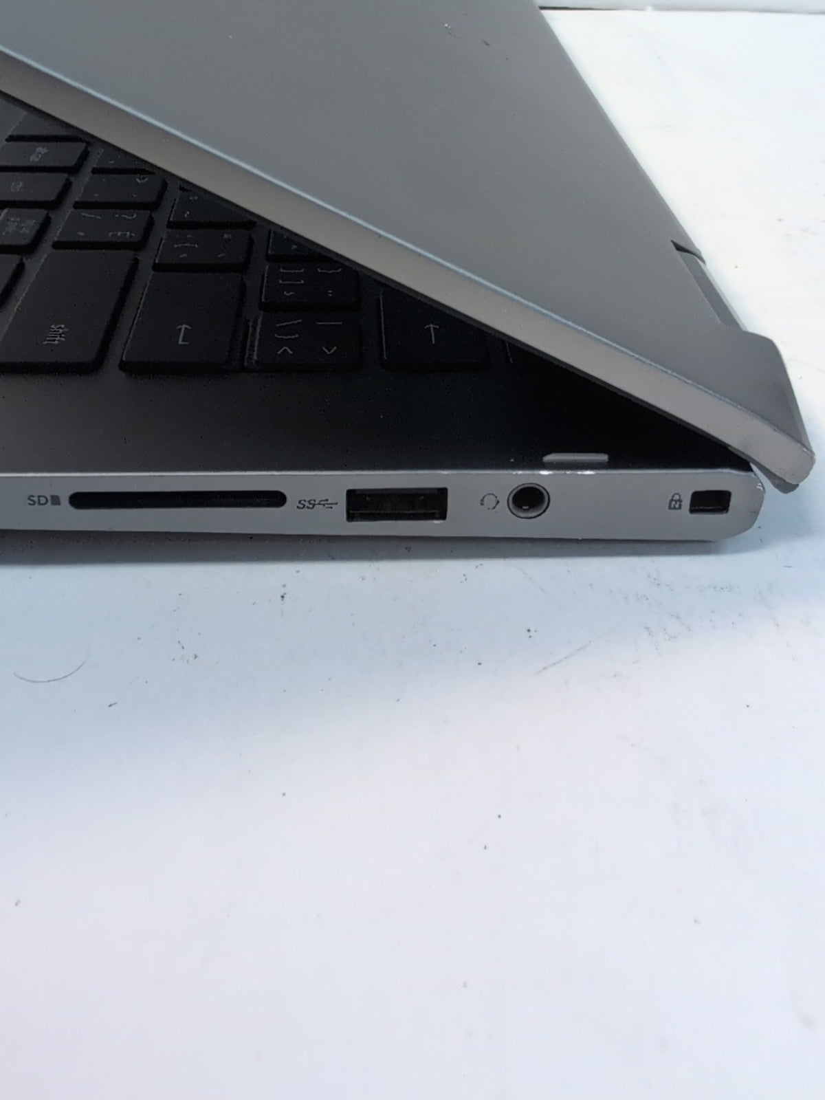 🔥 Dell Inspiron 5400 2in1 Touch Laptop  i7-1065G7/8GB/ 500GB NVMe/win11 (READ)-