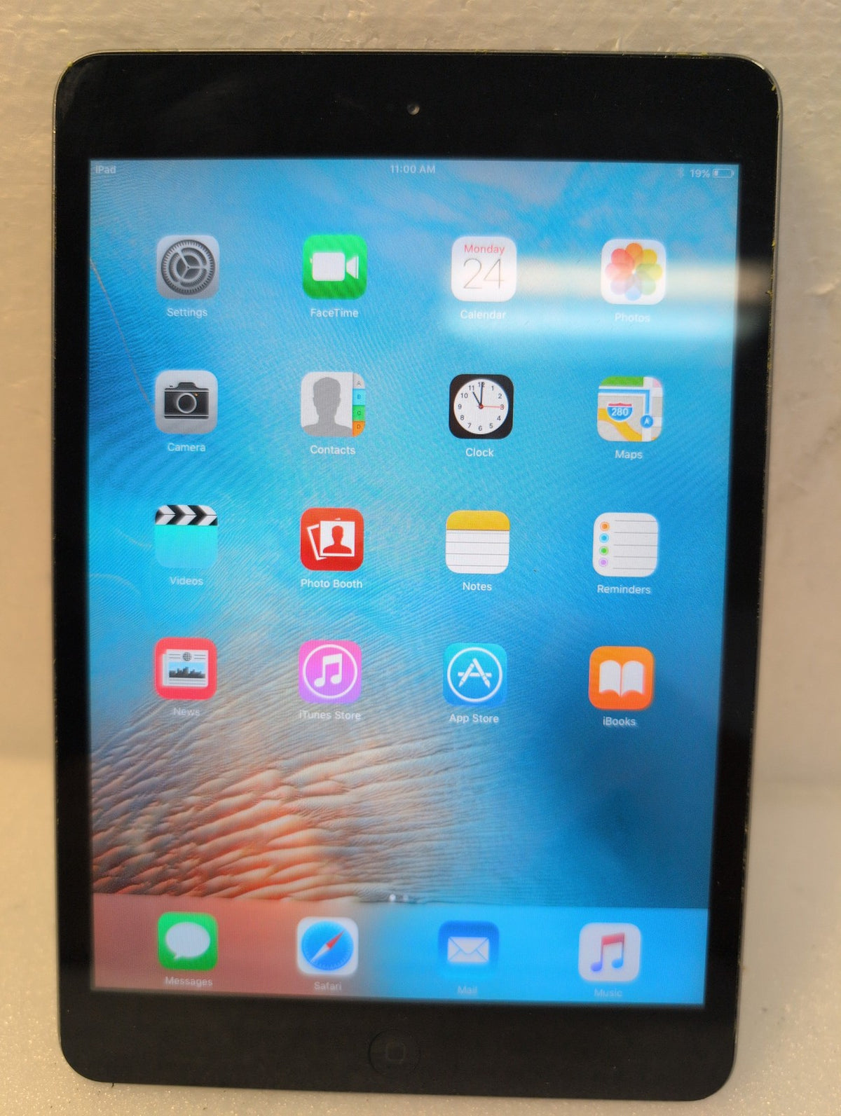 🎸 Apple iPad Mini 1st Generation A1432 16GB Space Gray Wi-Fi Unlocked （read）