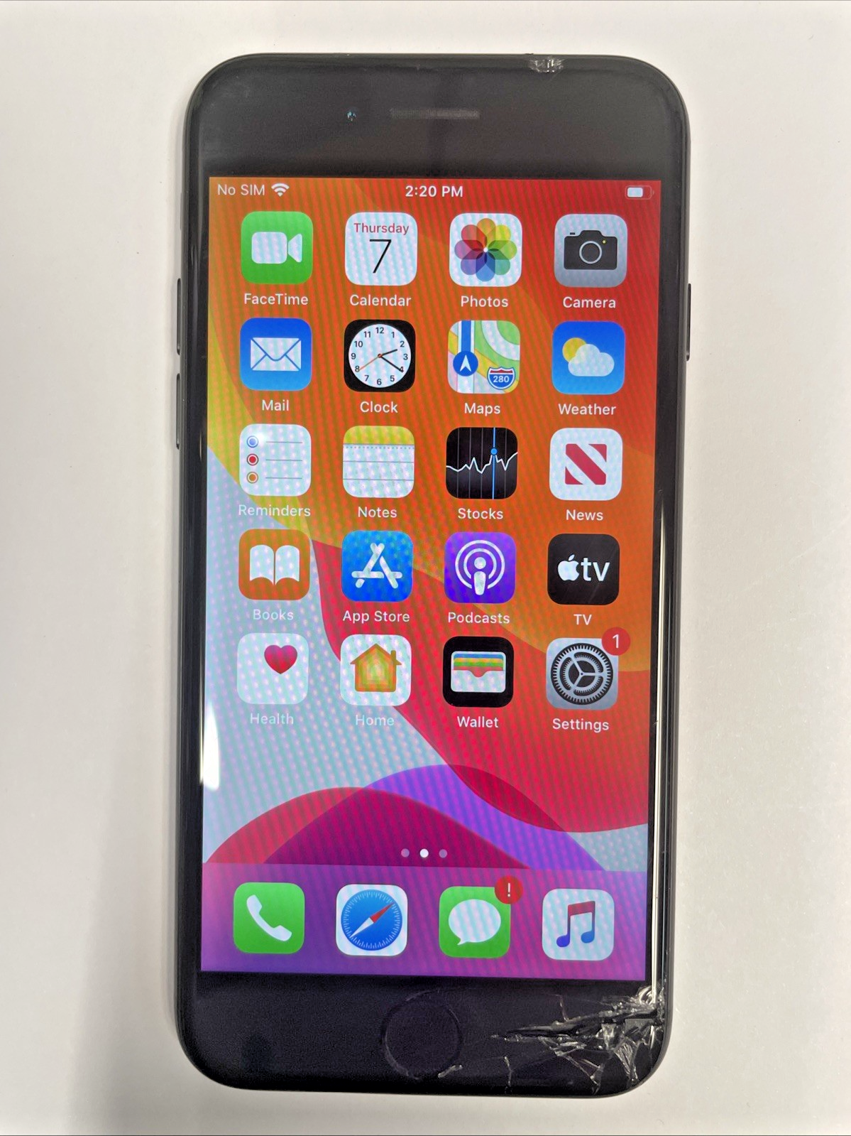 Apple iPhone 7 A1778 Smartphone  32G Cracked Screen UNLOCKED   +
